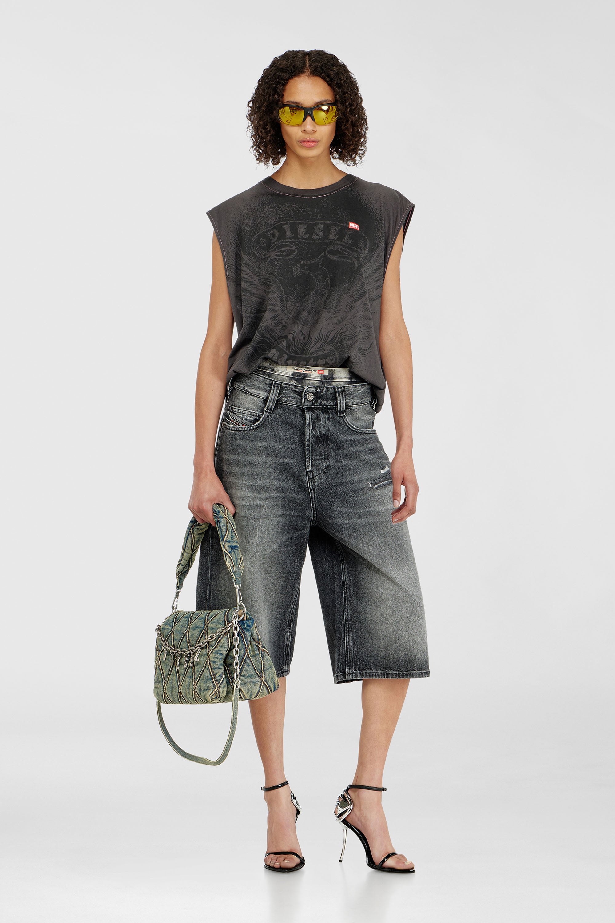 Diesel - D-ENIM-M-SHORT, Pantaloni corti relaxed in denim con rotture Unisex in Grigio - 2