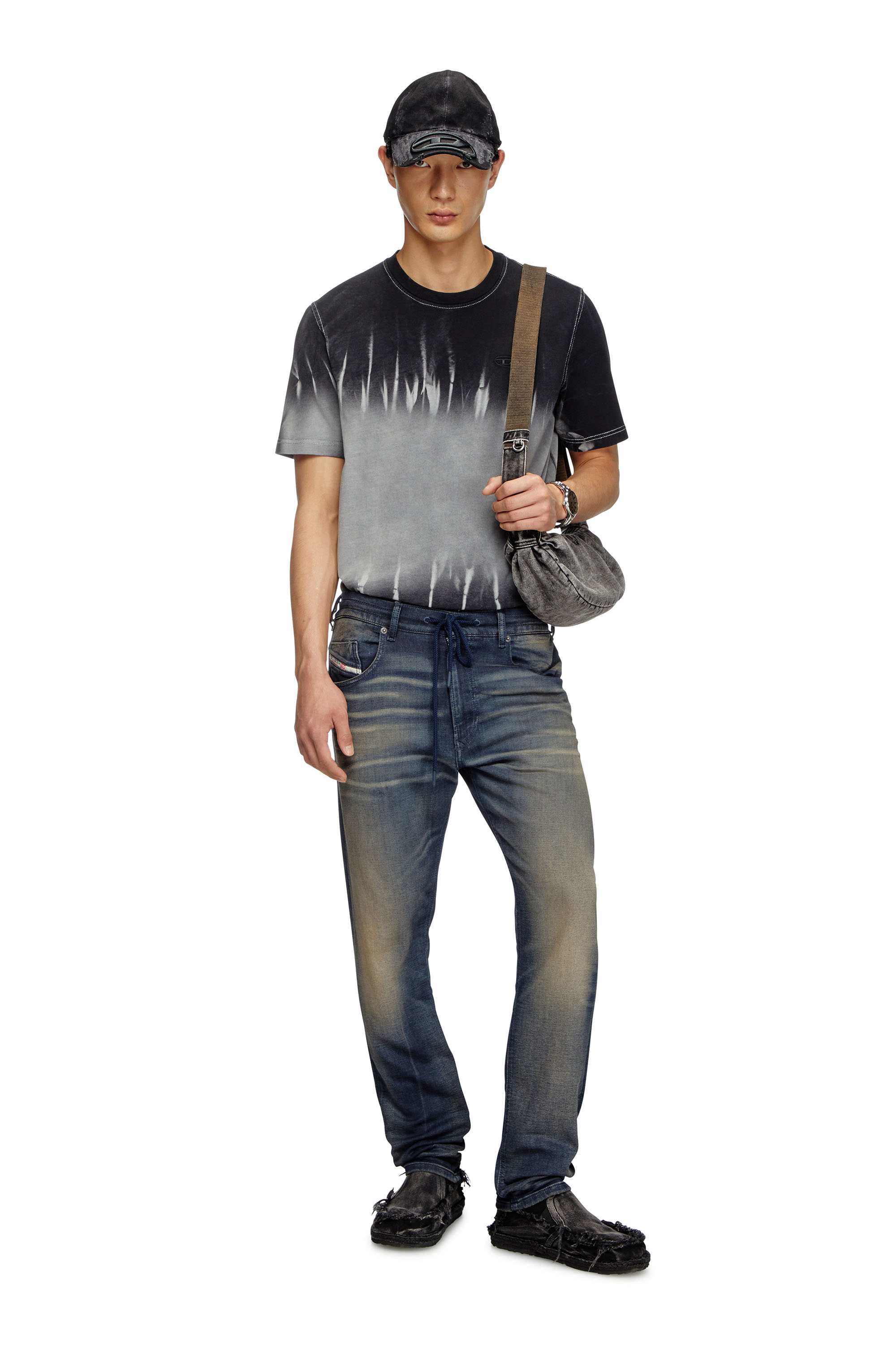 Diesel - Regular 2030 D-Krooley Joggjeans® 068PM Uomo, Blu Scuro - Image 4