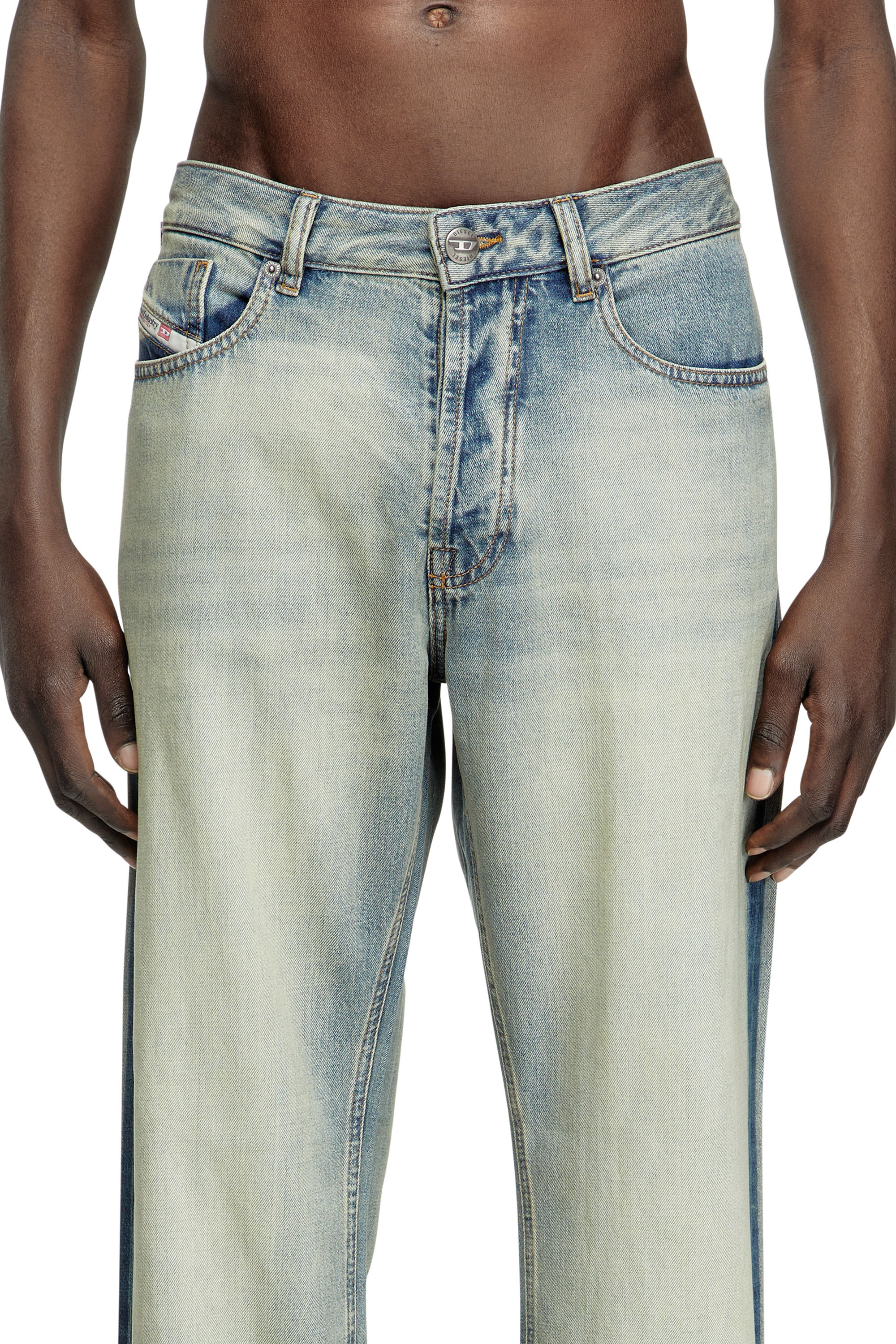 Diesel - Relaxed Jeans 1980 D-Eeper 0ABDF Uomo, Blu Chiaro - Image 5