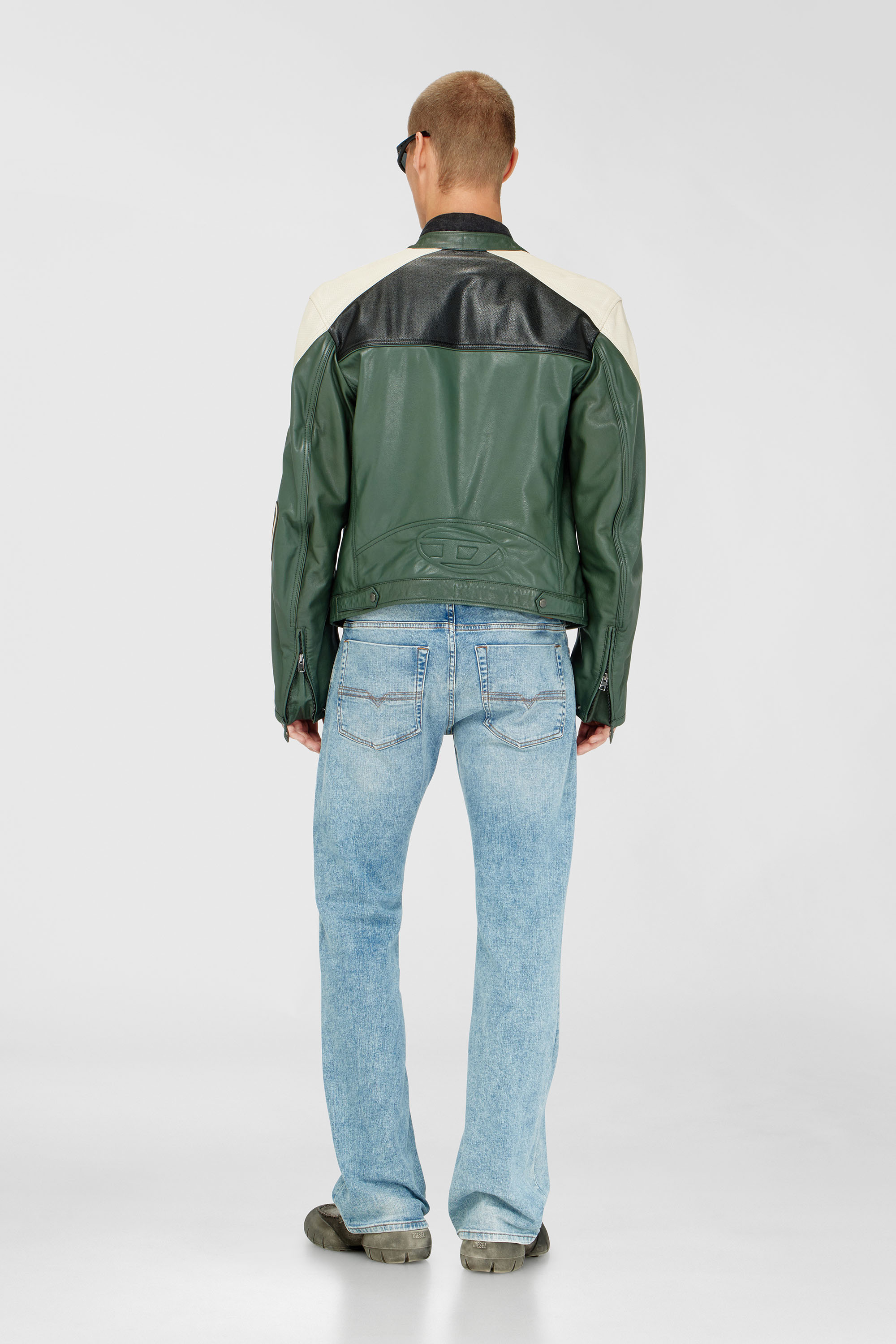 Diesel - Bootcut Jeans 2007 Zatiny 0DBDV Uomo, Blu Chiaro - Image 3