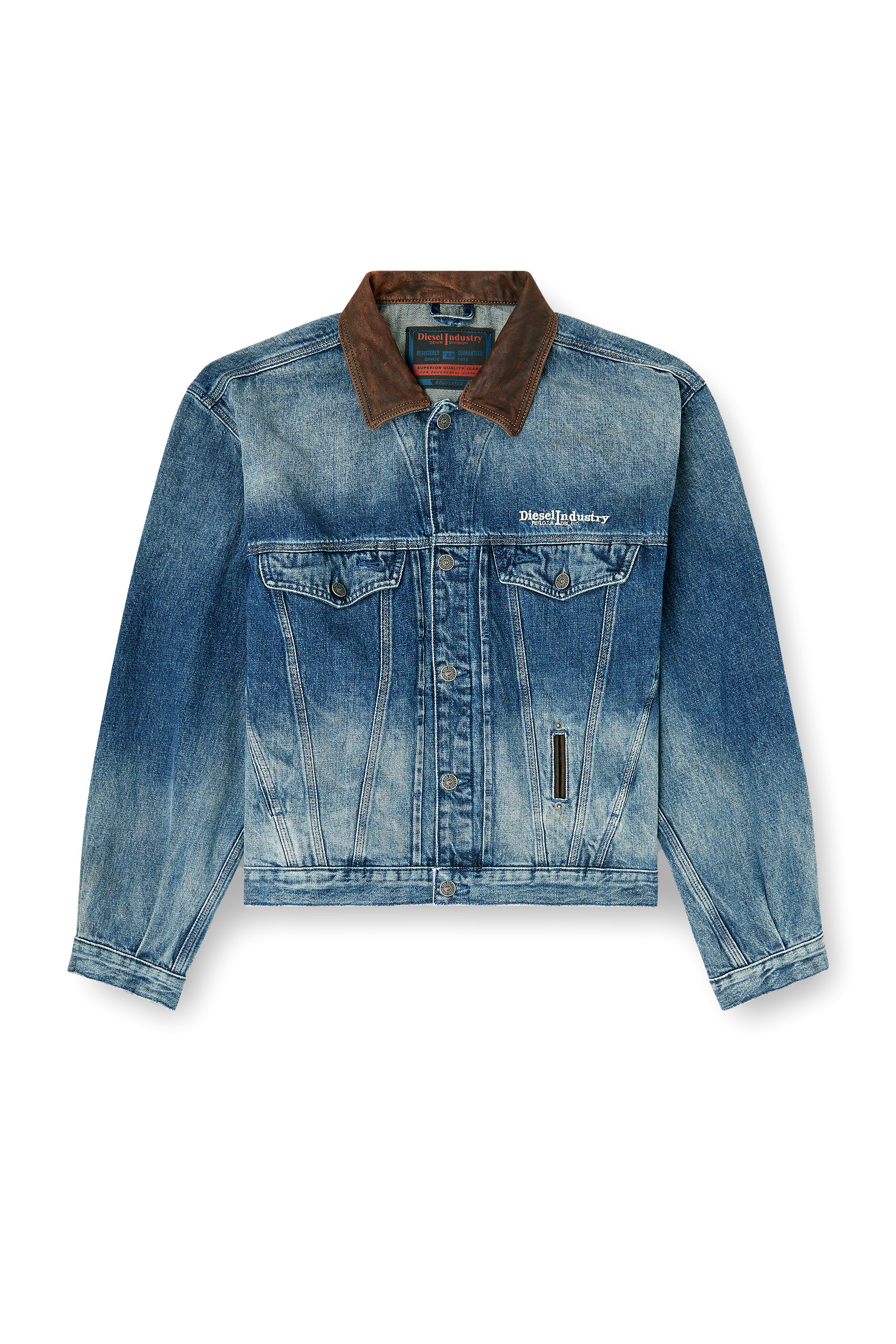 Diesel - D-DENVER-S1, Giacca trucker in denim con bordi in pelle a contrasto Unisex in Blu - 2