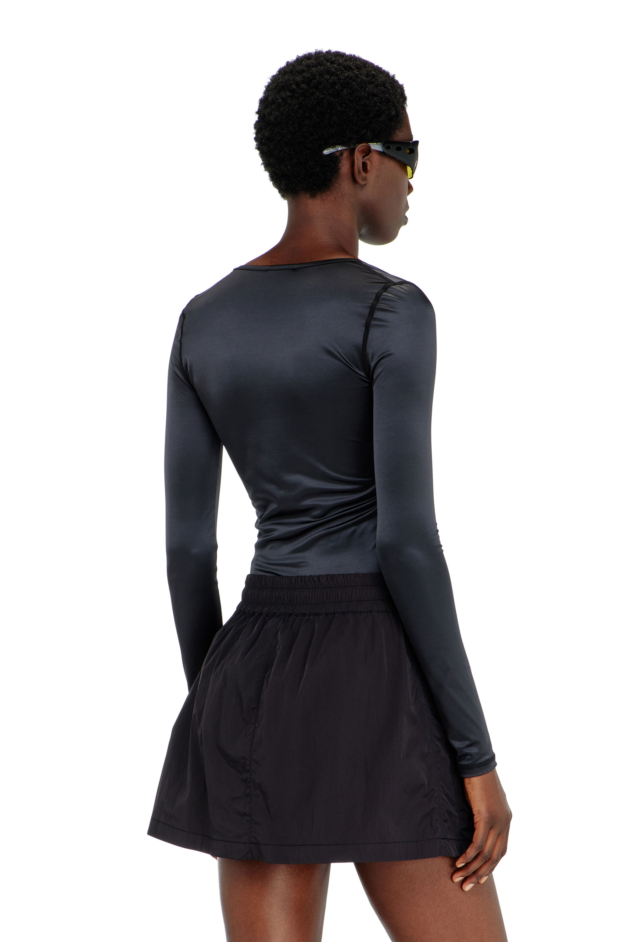 Diesel - T-ELPHIN-LS, Top slim in nylon con scollo rotondo e ricamo Logo Oval D Donna in Nero - 4