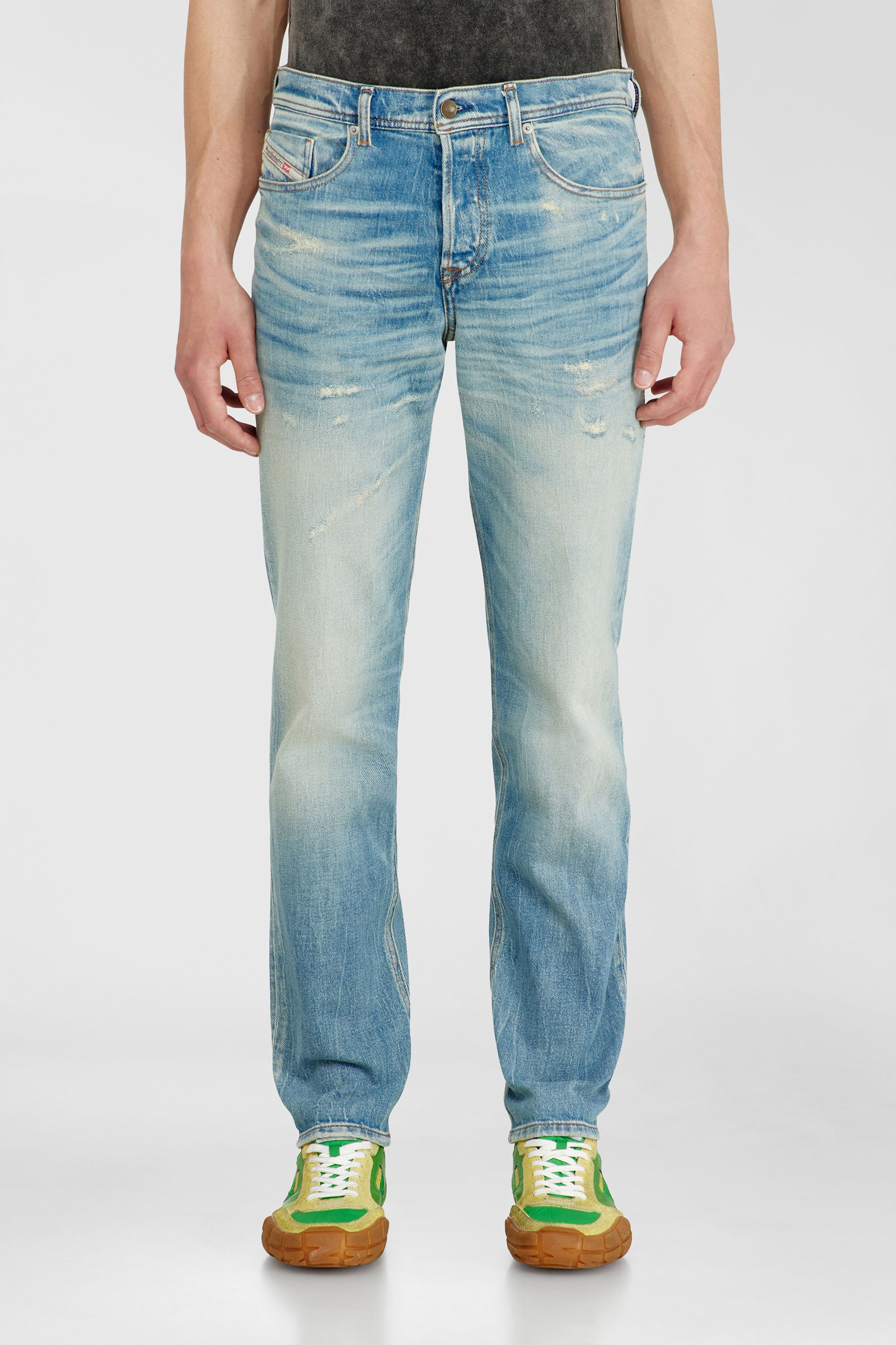 Diesel - Regular Jeans 2023 D-Finitive 09P33 Uomo, Blu Chiaro - Image 1
