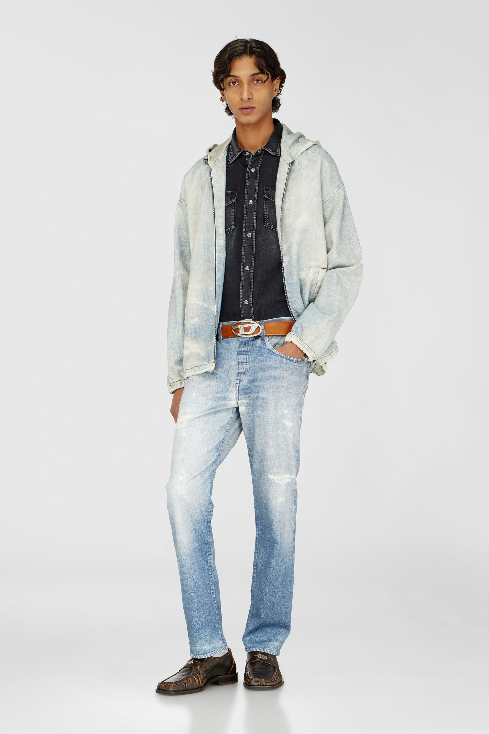 Diesel - D-WYNNY JOGG, Giacca JoggJeans con cappuccio effetto trompe l&rsquo;oeil Uomo in Blu - 1