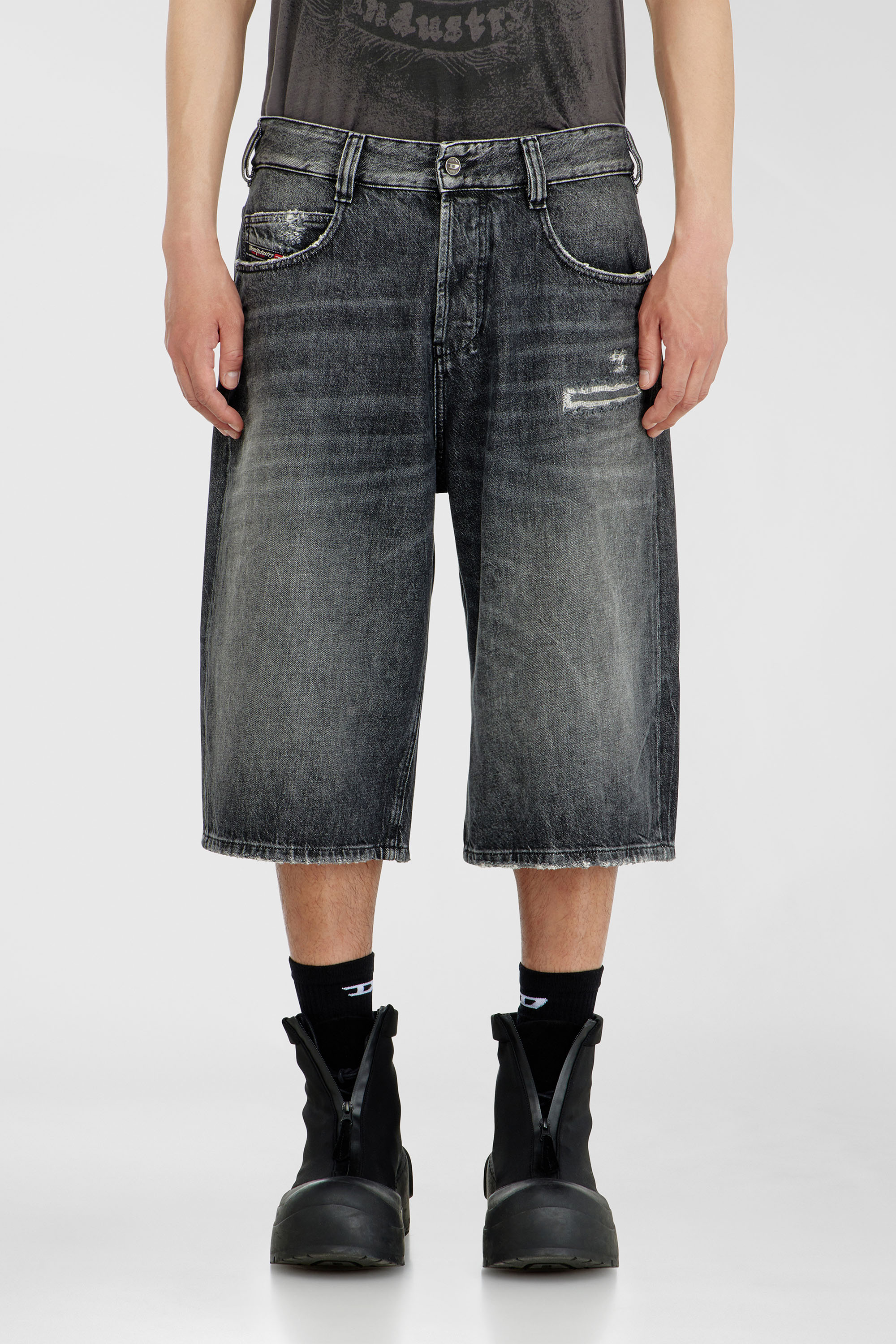 Diesel - D-ENIM-M-SHORT, Pantaloni corti relaxed in denim con rotture Unisex in Grigio - 1