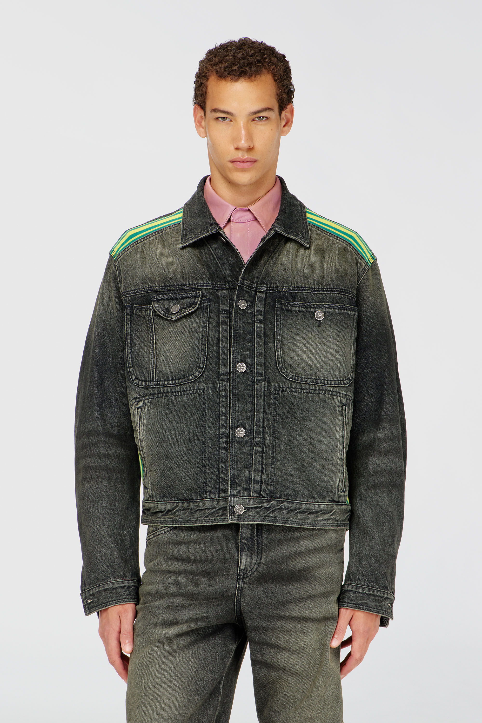 Diesel - D-BAS-FSJ1, Giacca trucker con bande a righe sulle spalle Uomo in Grigio - 1