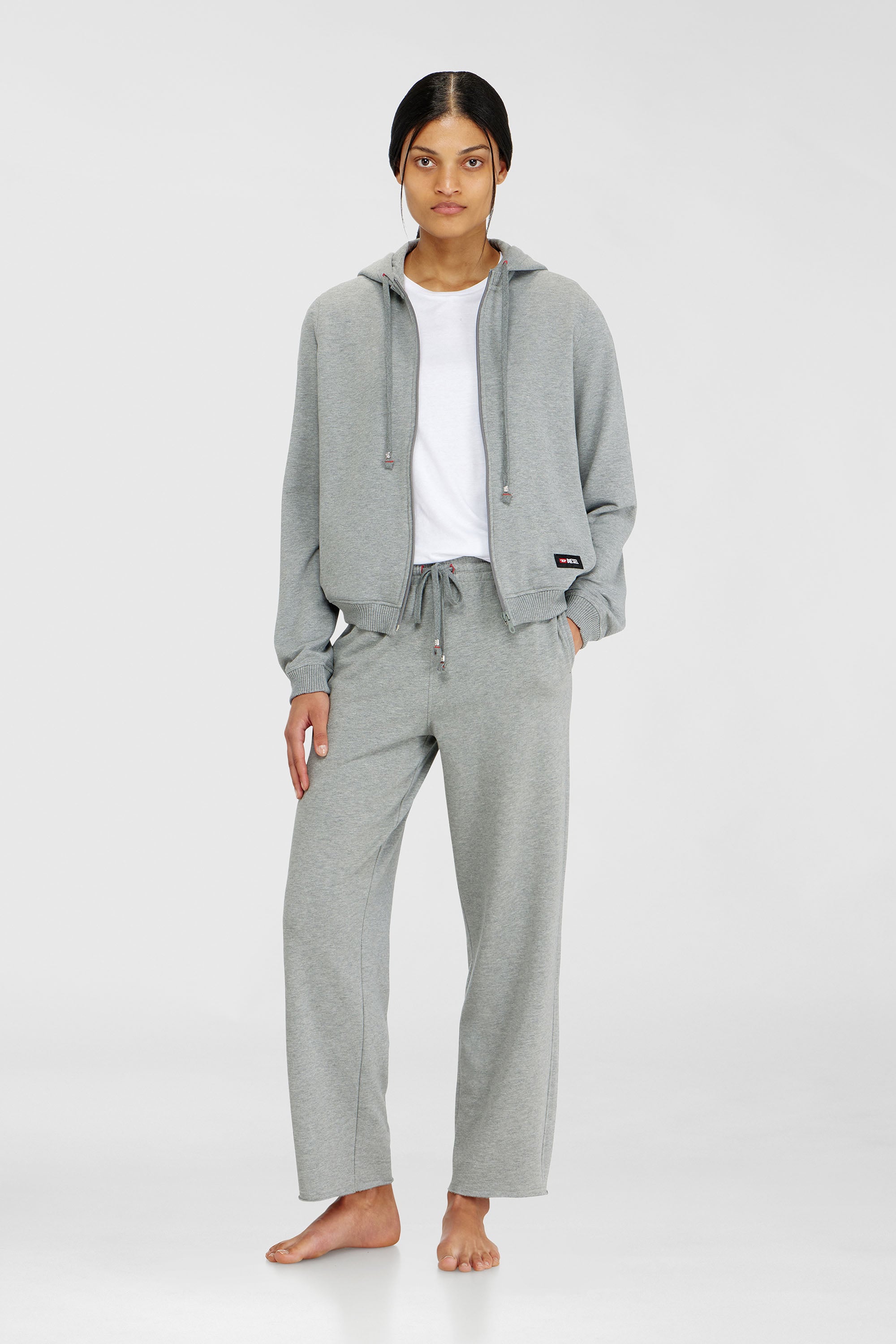 Diesel - INDRA-D-CORE, Pantaloni felpati smerigliati con orli vivi Donna in Grigio - 1