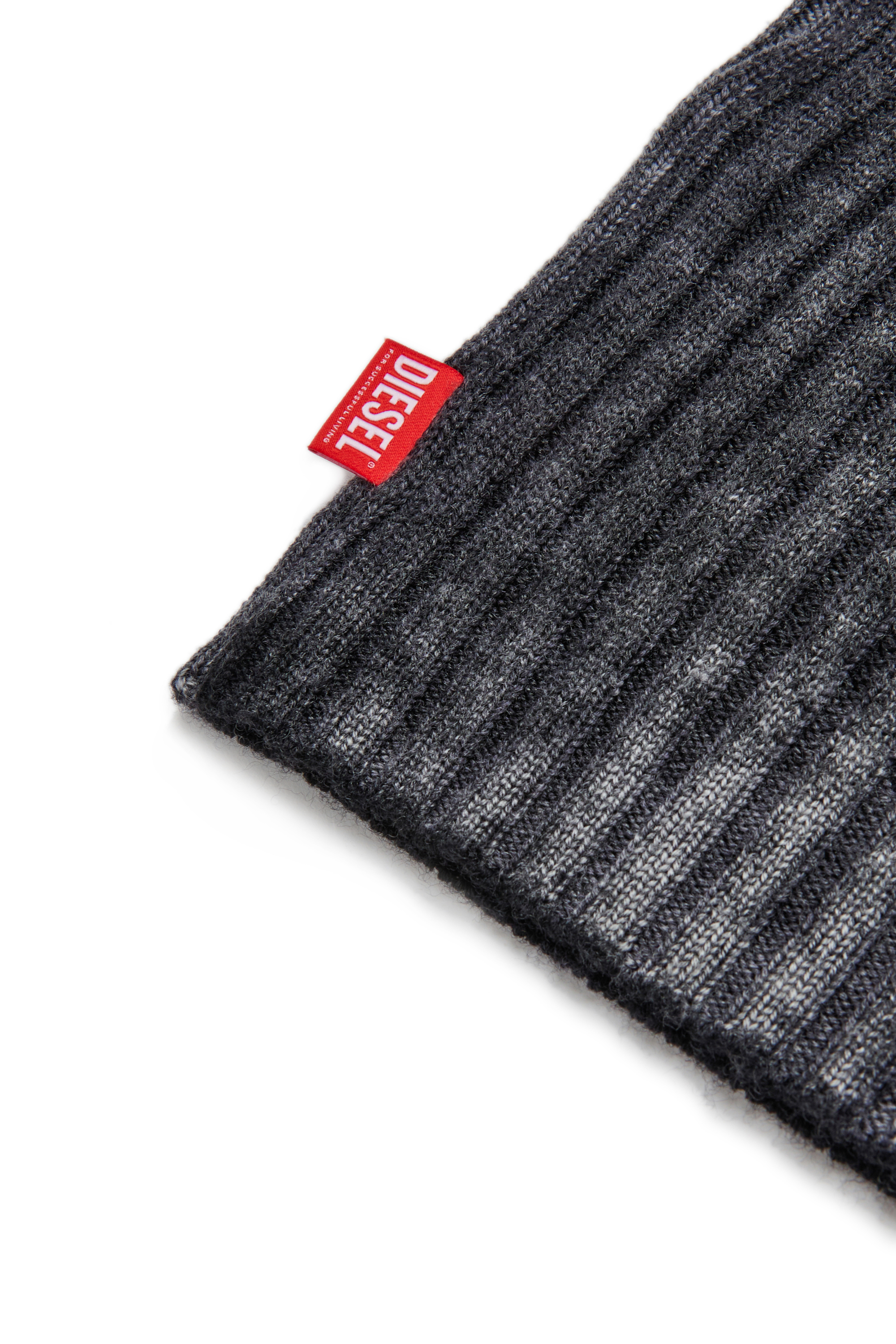 Diesel - DMARTISTA, Abito in lana con patch in nylon Donna in Nero - 4