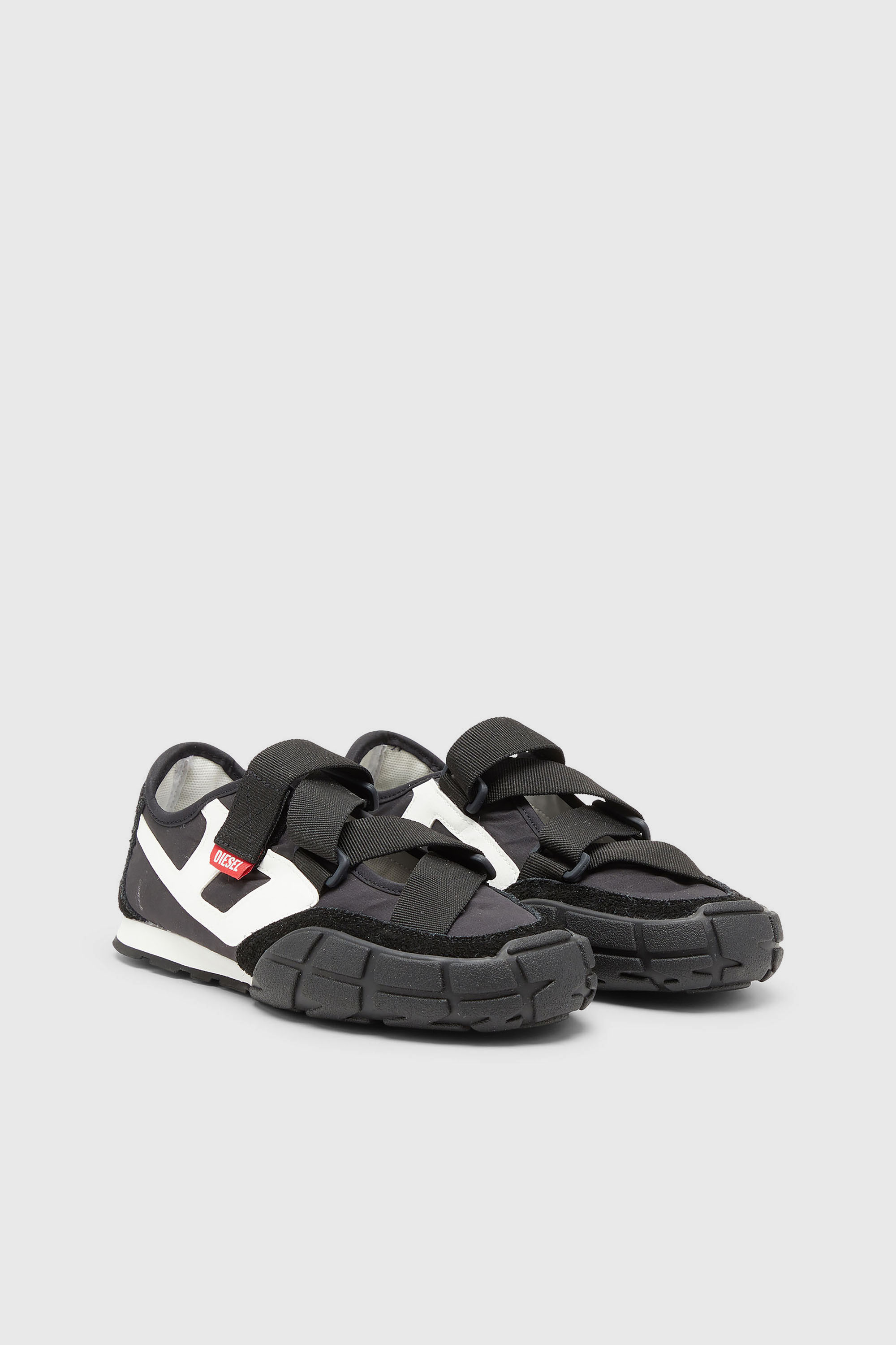 Diesel - S-PAGODHA SLIP-ON W, S-Pagodha-Sneaker in ripstop senza linguetta Donna in Nero - 2