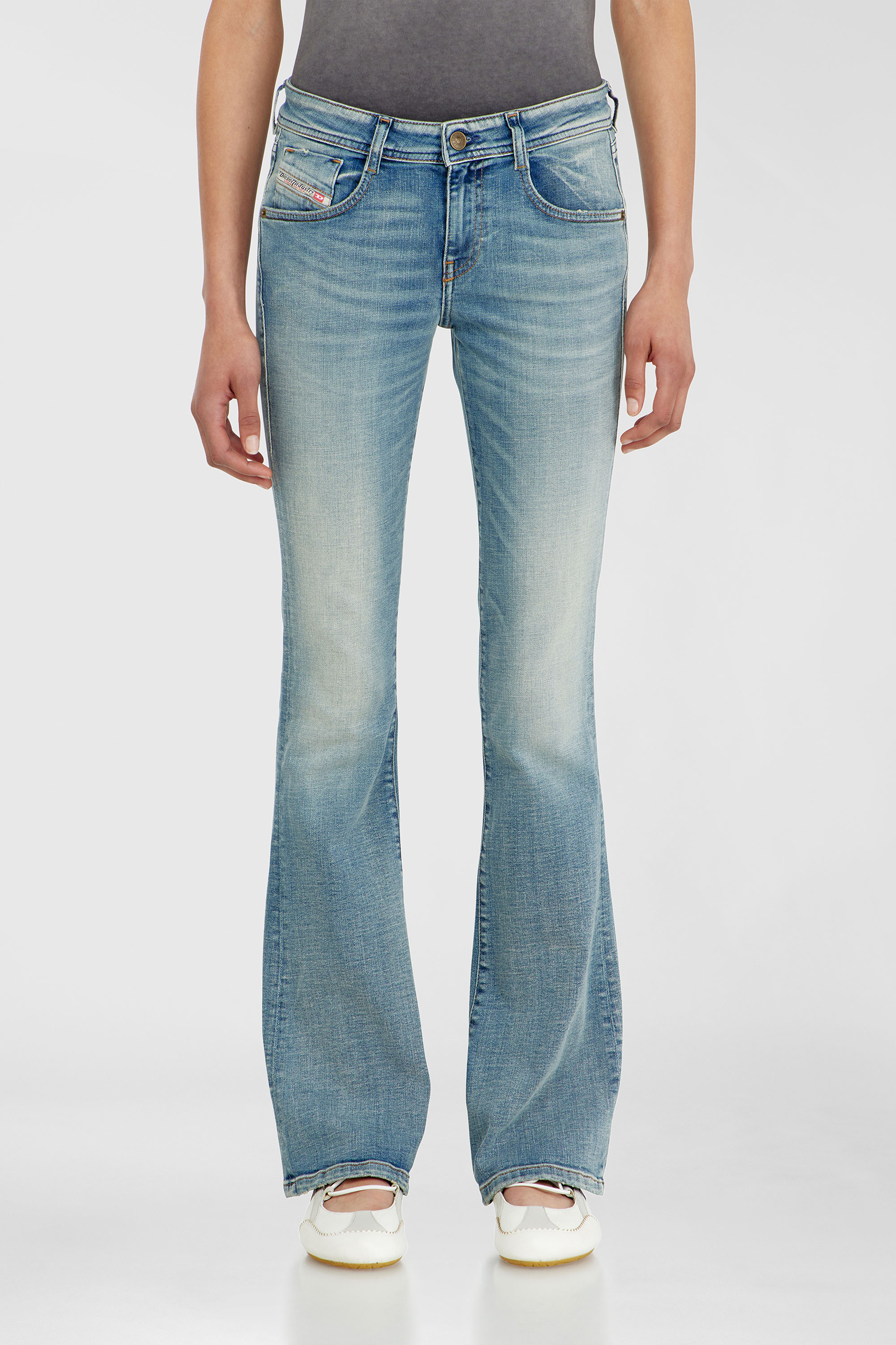 Diesel - Bootcut Jeans 1969 D-Ebbey 09P42 Donna, Blu Chiaro - Image 1