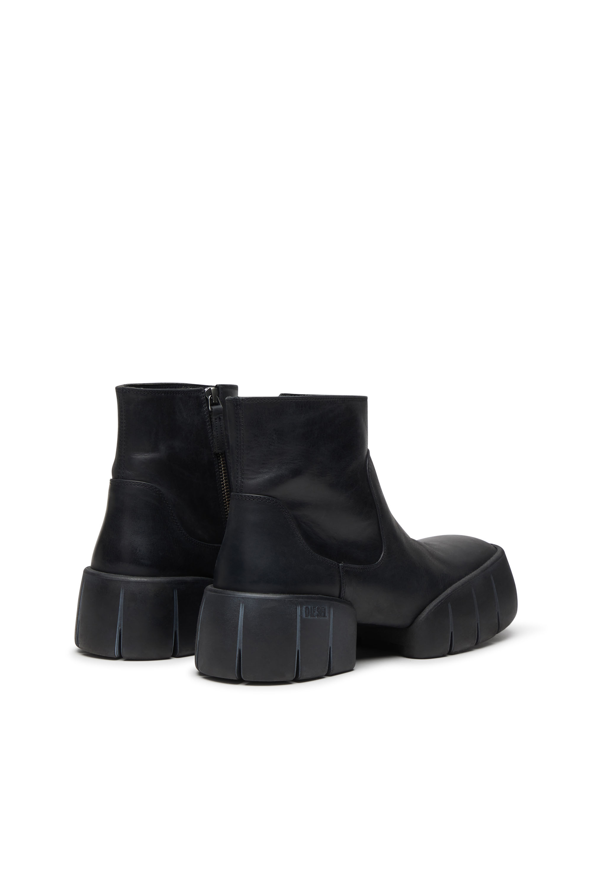 Diesel - D-TEX BT, D-Tex-Stivaletti in pelle oliata con suola divisa Uomo in Nero - 4