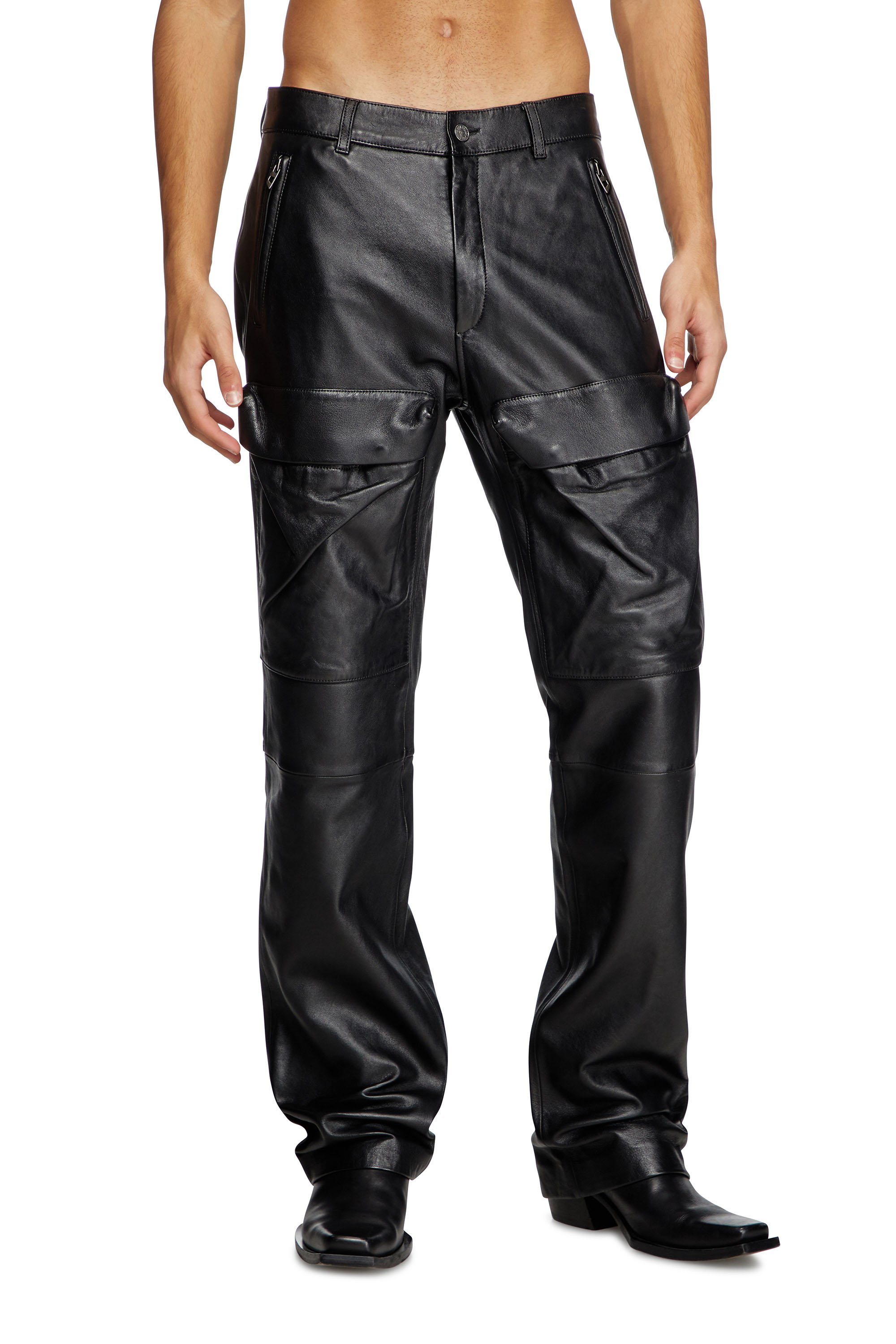 Diesel - P-GAST, Pantaloni in pelle con tasche utility Uomo in Nero - 1