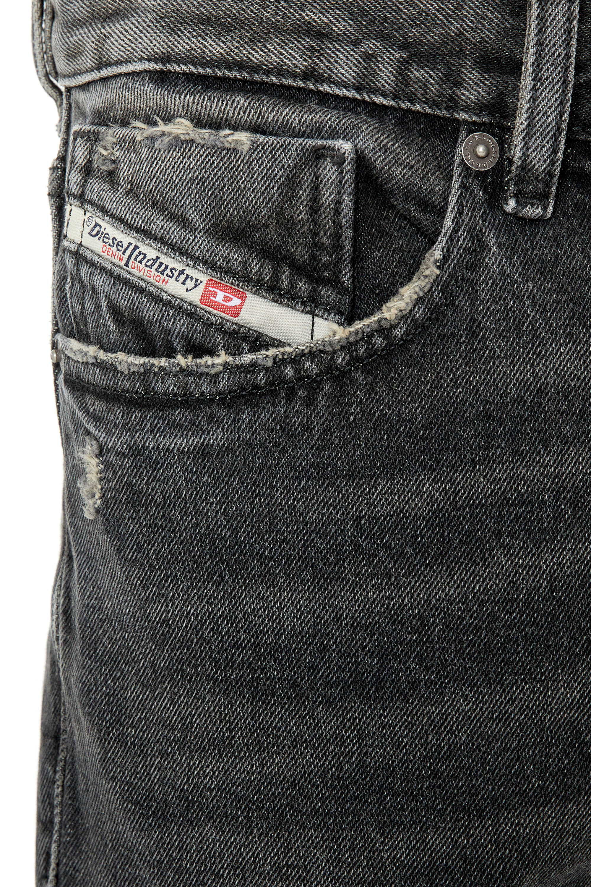 Diesel - 1995 D-Sark 007K8 Straight Jeans, Nero/Grigio scuro - Image 3