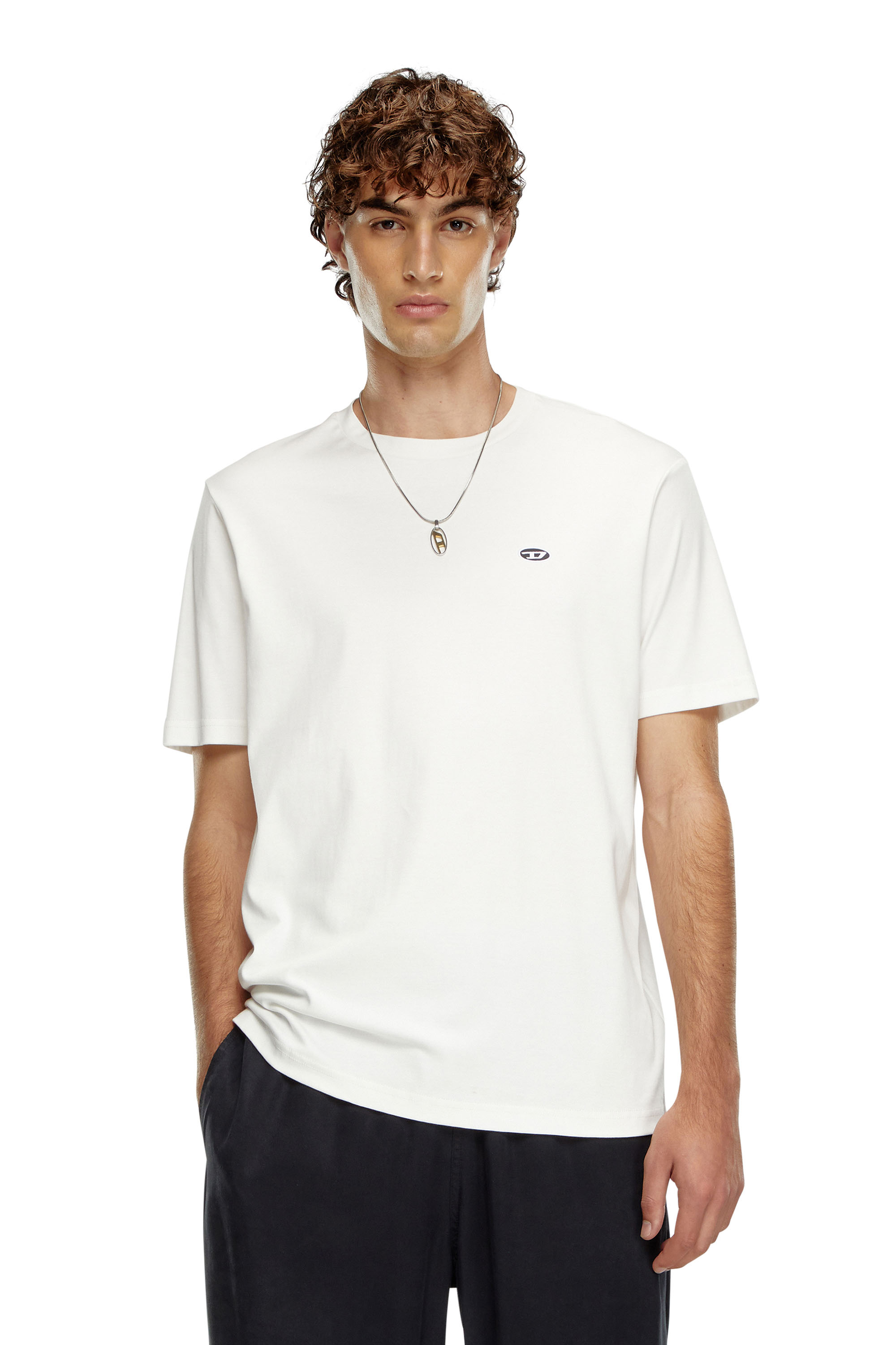 Diesel - T-JUST-DOVAL-PJ, Uomo T-shirt con patch oval D in Bianco - Image 1
