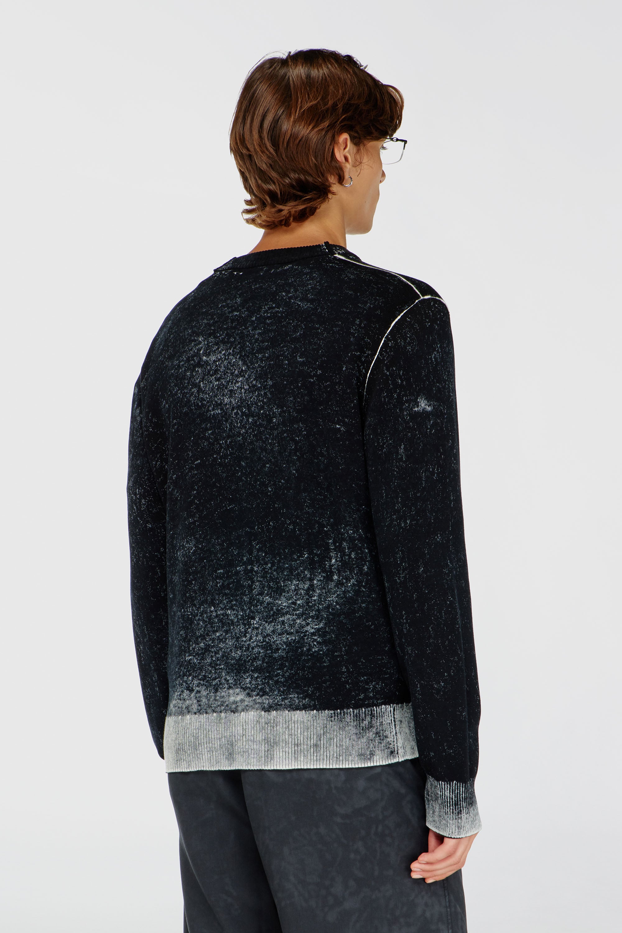 Diesel - K-LARENCE-B, Maglia in cotone stampata al contrario Uomo in Nero - 4