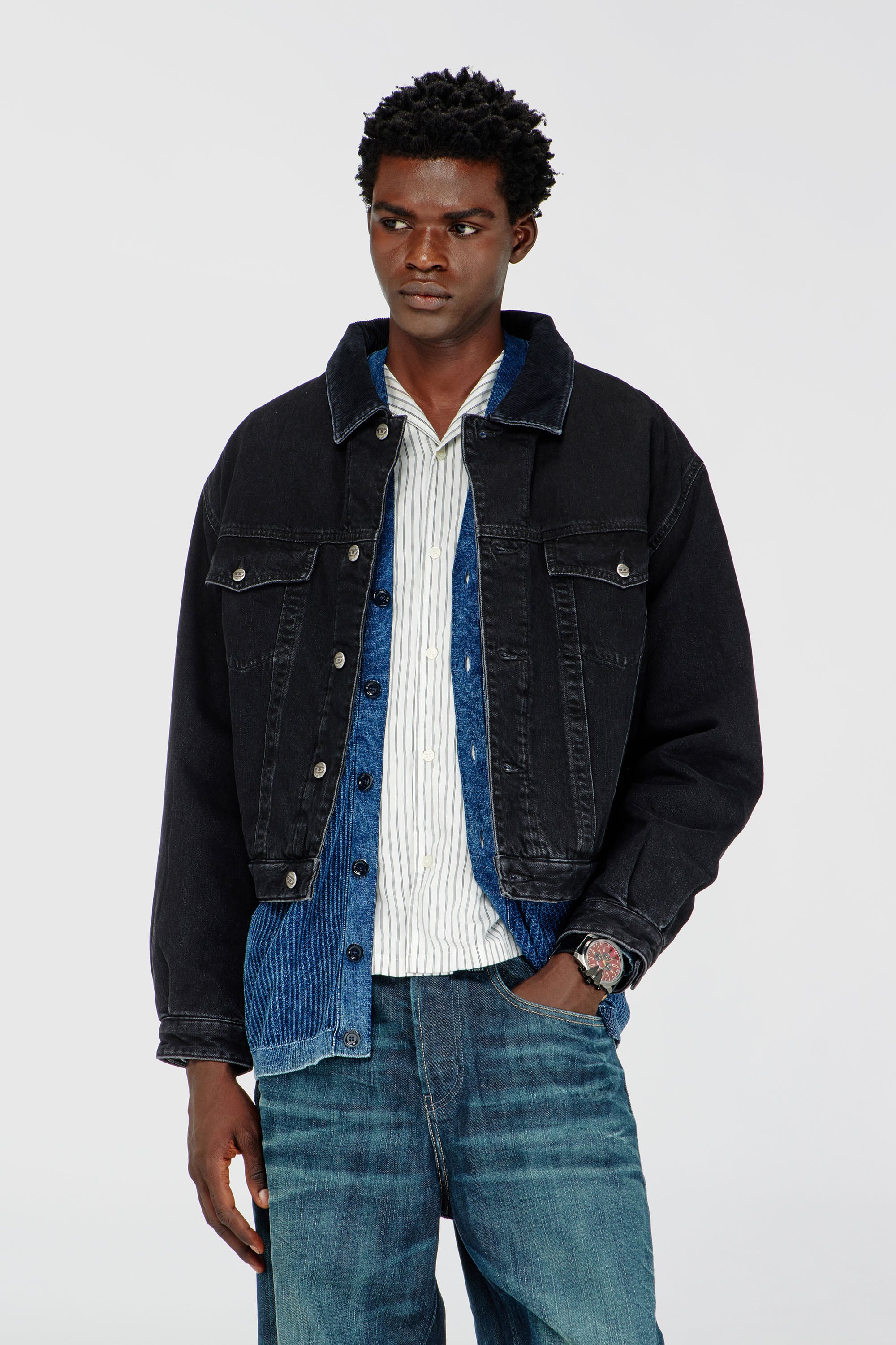 Diesel - D-RANGER-T, Giacca trucker imbottita in denim Unisex in Nero - 3