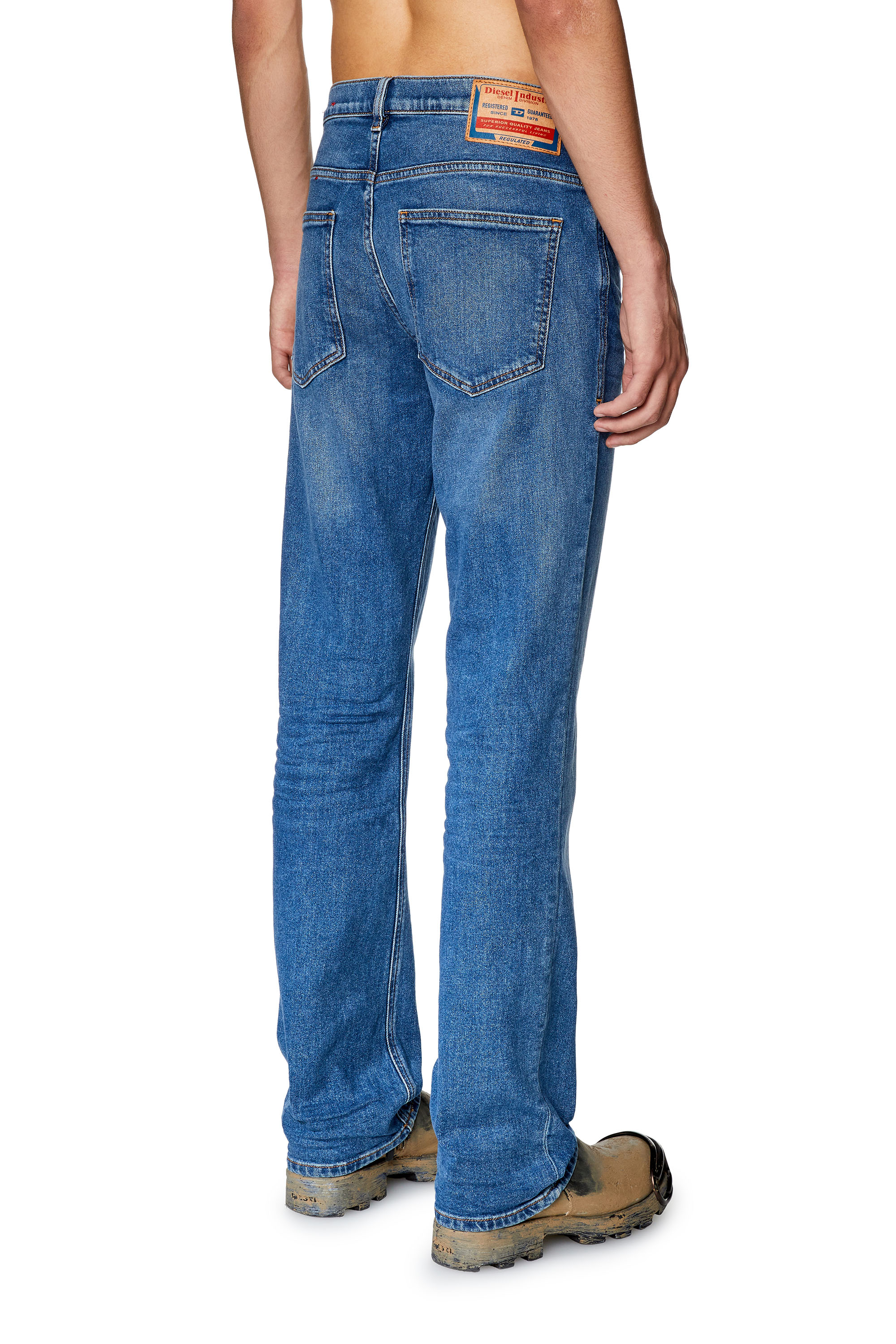 Diesel - Bootcut Jeans 2021 D-Vocs 0ENAT, Blu medio - Image 2