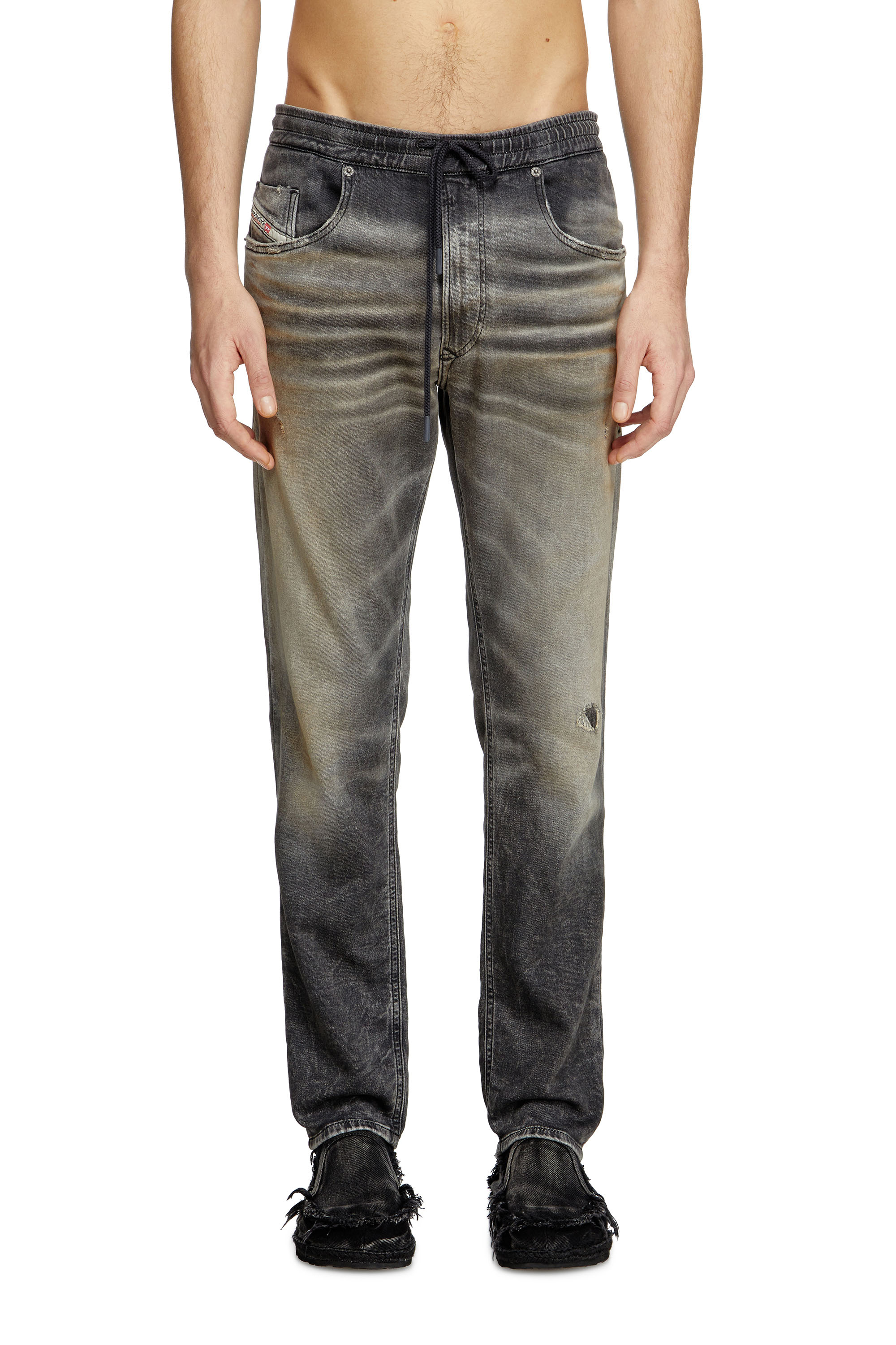 Diesel - Regular 2030 D-Krooley Joggjeans® 068PG Uomo, Grigio Chiaro - Image 1