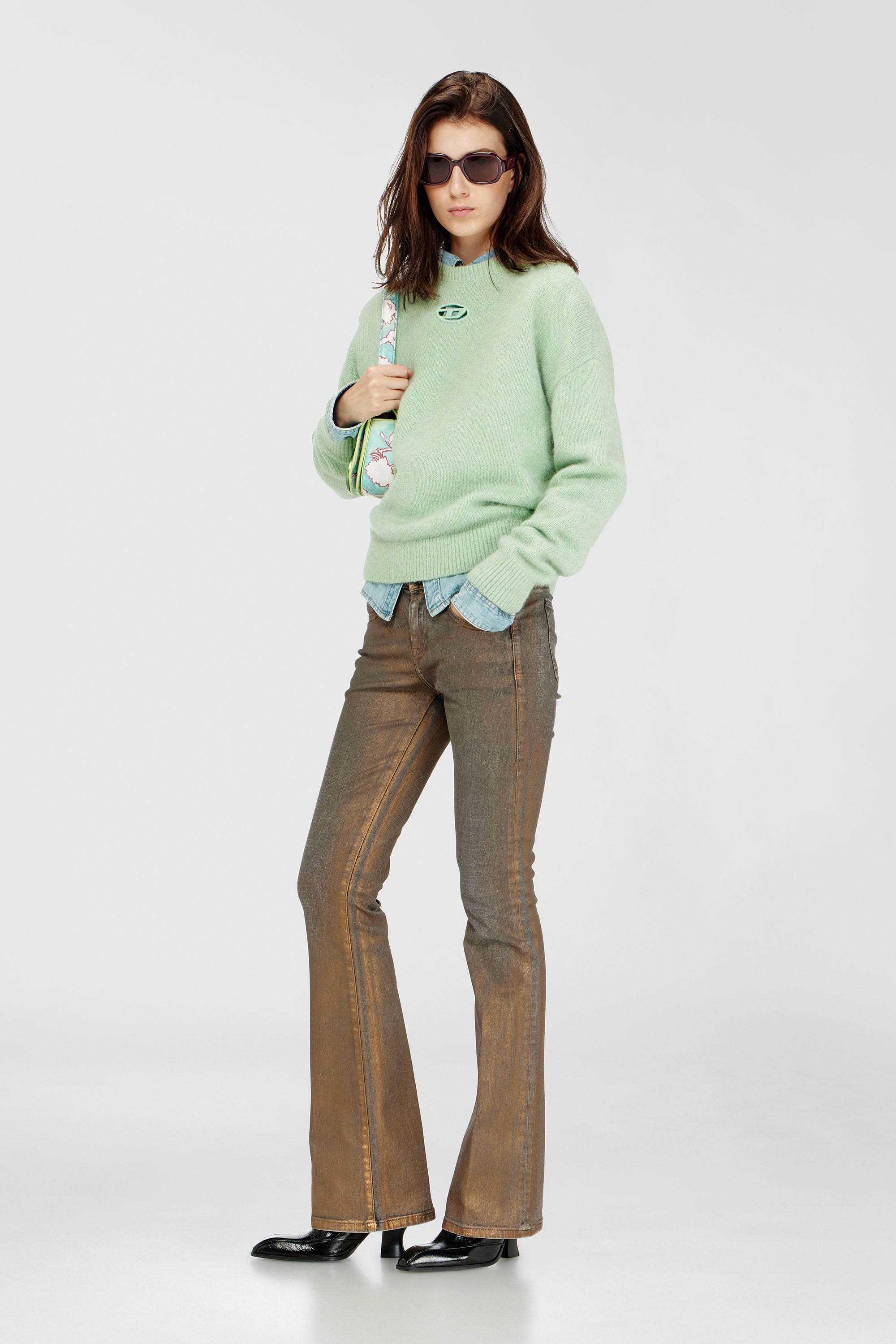 Diesel - Bootcut Jeans 1969 D-Ebbey 09Q38 Donna, Marrone - Image 1