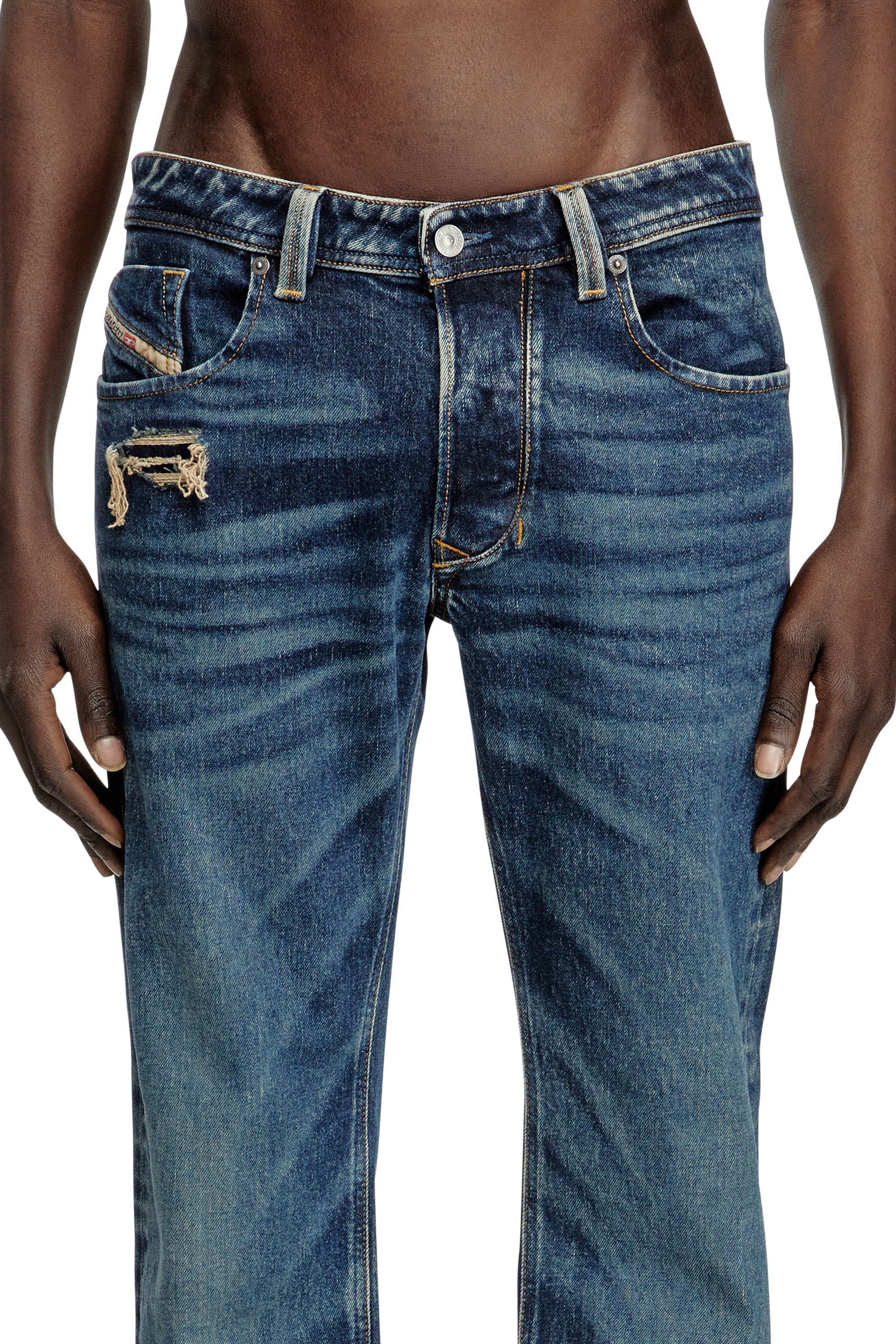 Diesel - Regular Jeans 1985 Larkee 007Y3 Uomo, Blu Scuro - Image 5