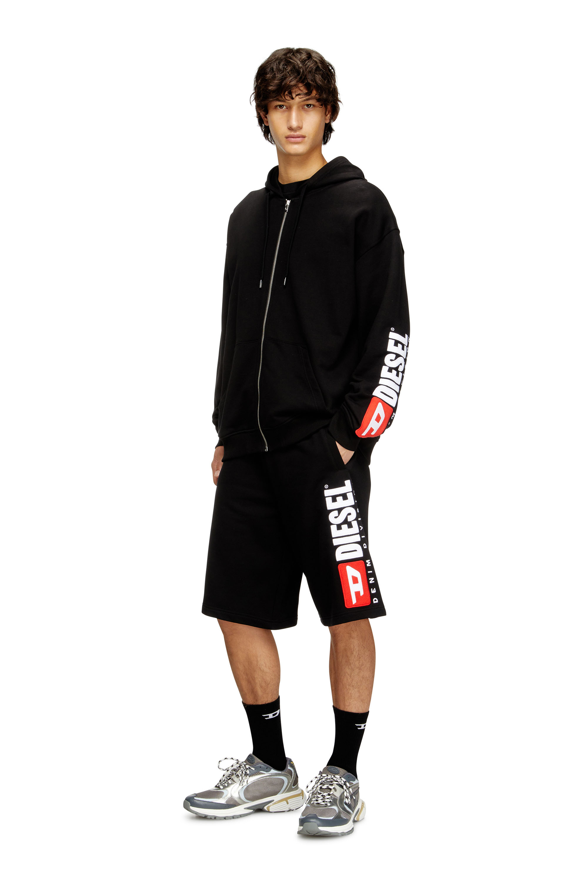 Diesel - P-CROW-DIV, Man's Fleece shorts with maxi logo patch in Black - 1