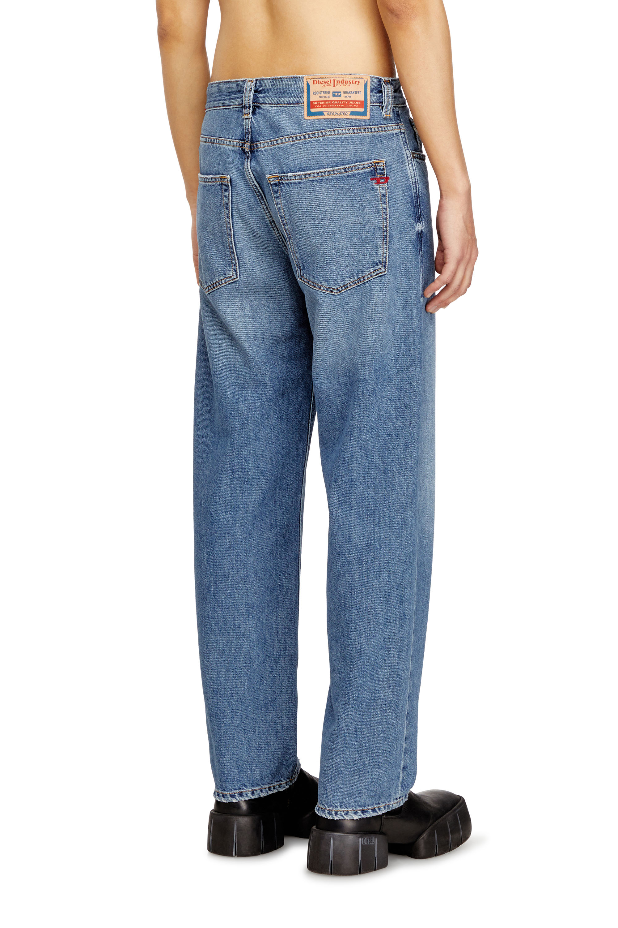 Diesel - Regular Jeans 2024 D-Macs 09N69 Uomo, Blu Chiaro - Image 4