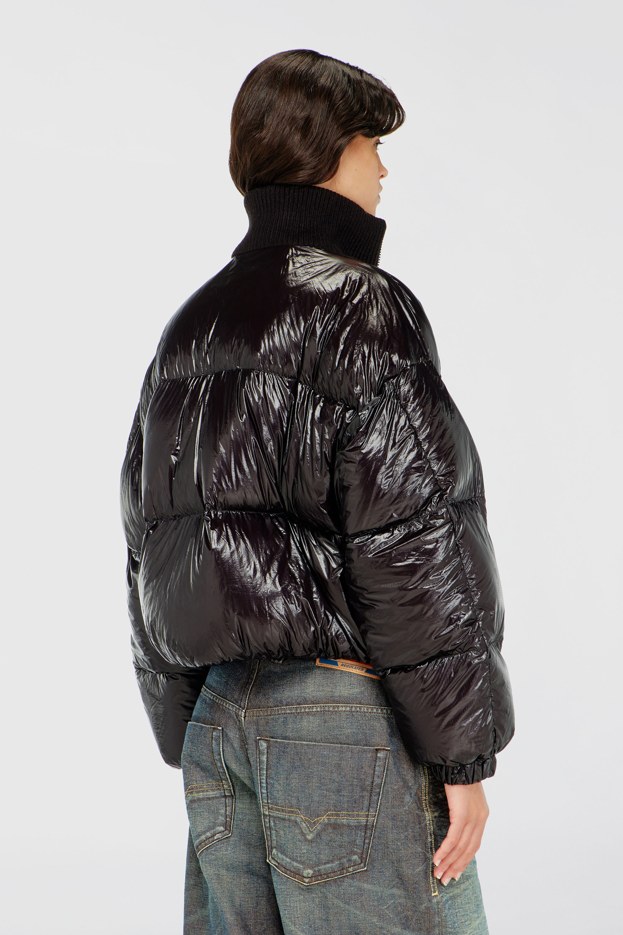 Diesel - W-ARRIOR, Piumino down in ripstop con collo a maglia Donna in Nero - 4