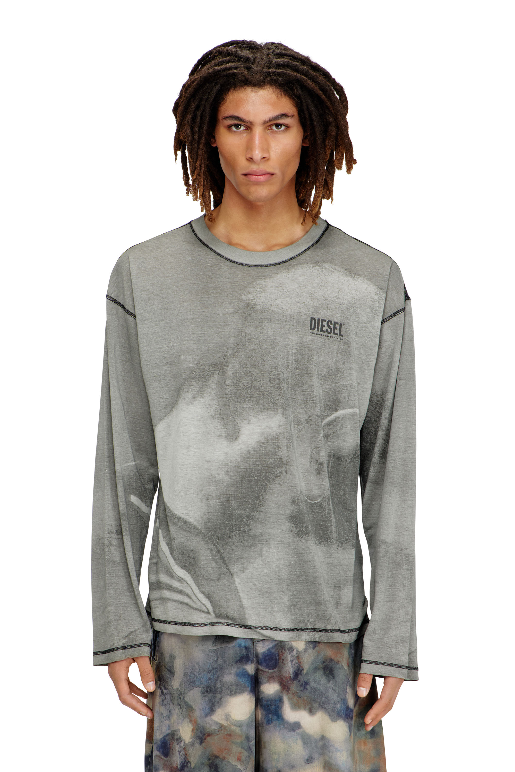 Diesel - T-BOXT-LS-NC-V1, T-shirt a manica lunga con stampa trompe l'oeil Uomo in Grigio - 3