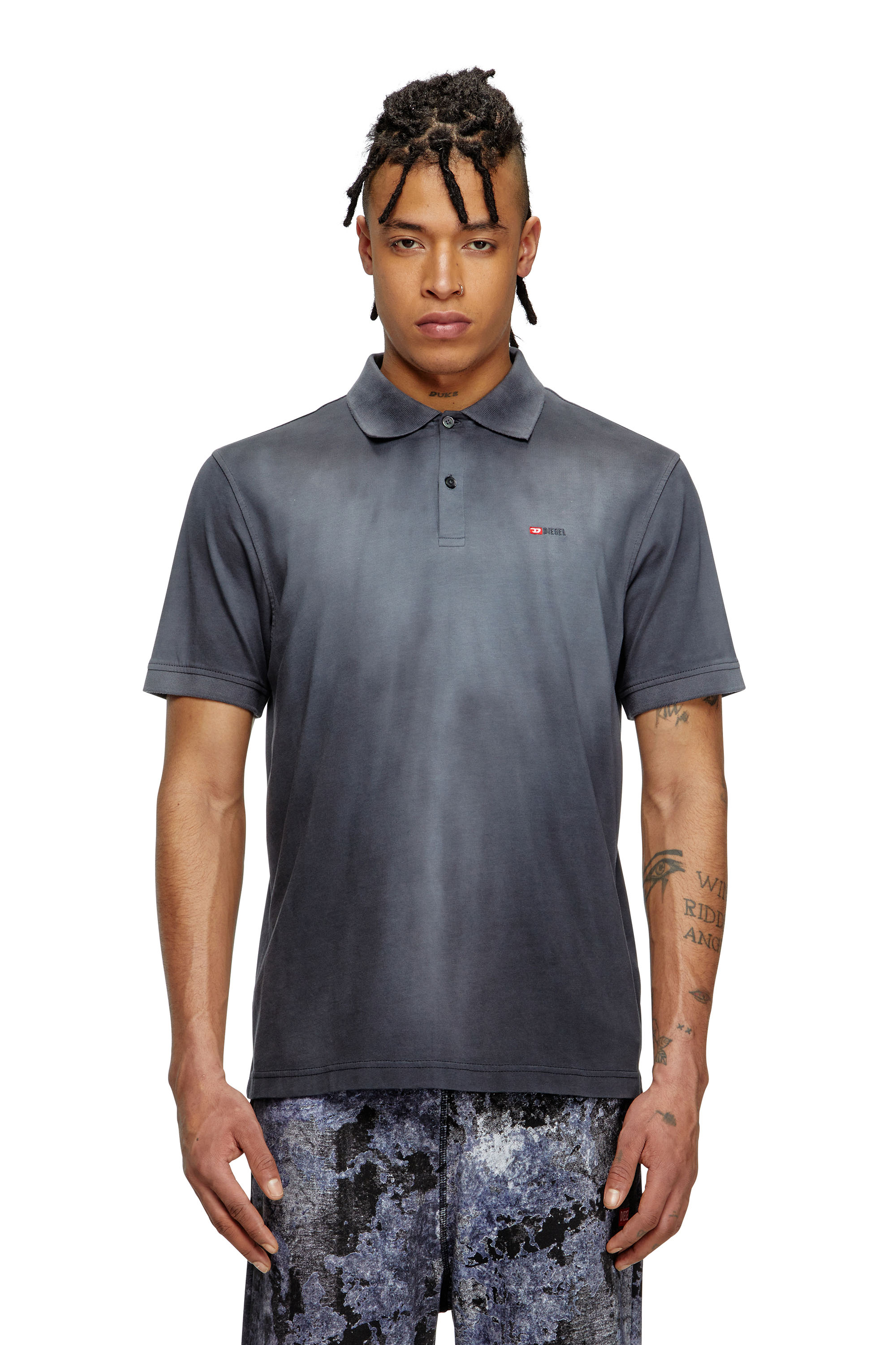 Diesel - T-REJUST-R3, Polo in jersey fluido con ricamo logo Uomo in Nero - 1