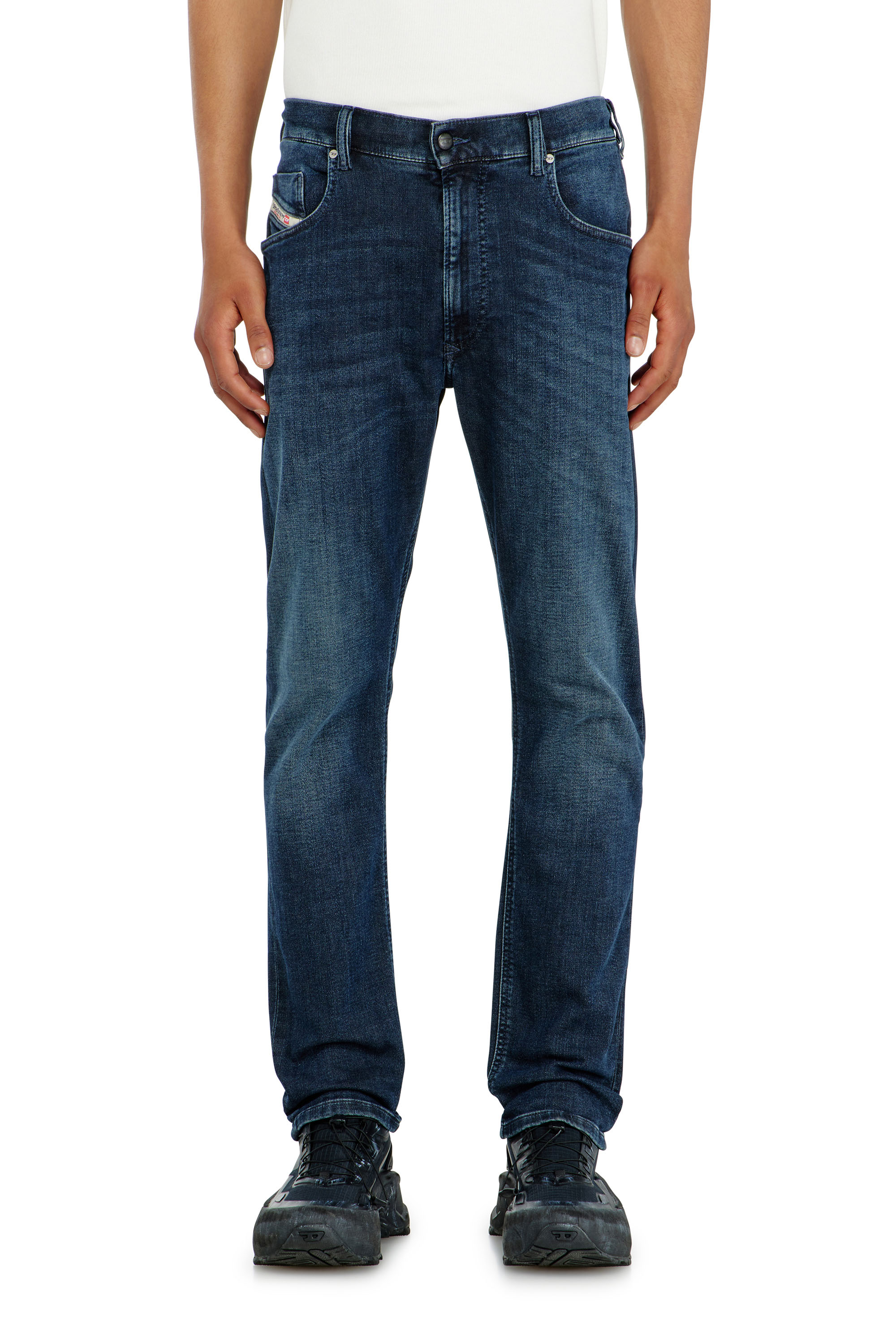 Diesel - Regular 2032 D-Krooley-BW Joggjeans&reg; 09P94 Uomo, Blu Scuro - Image 1