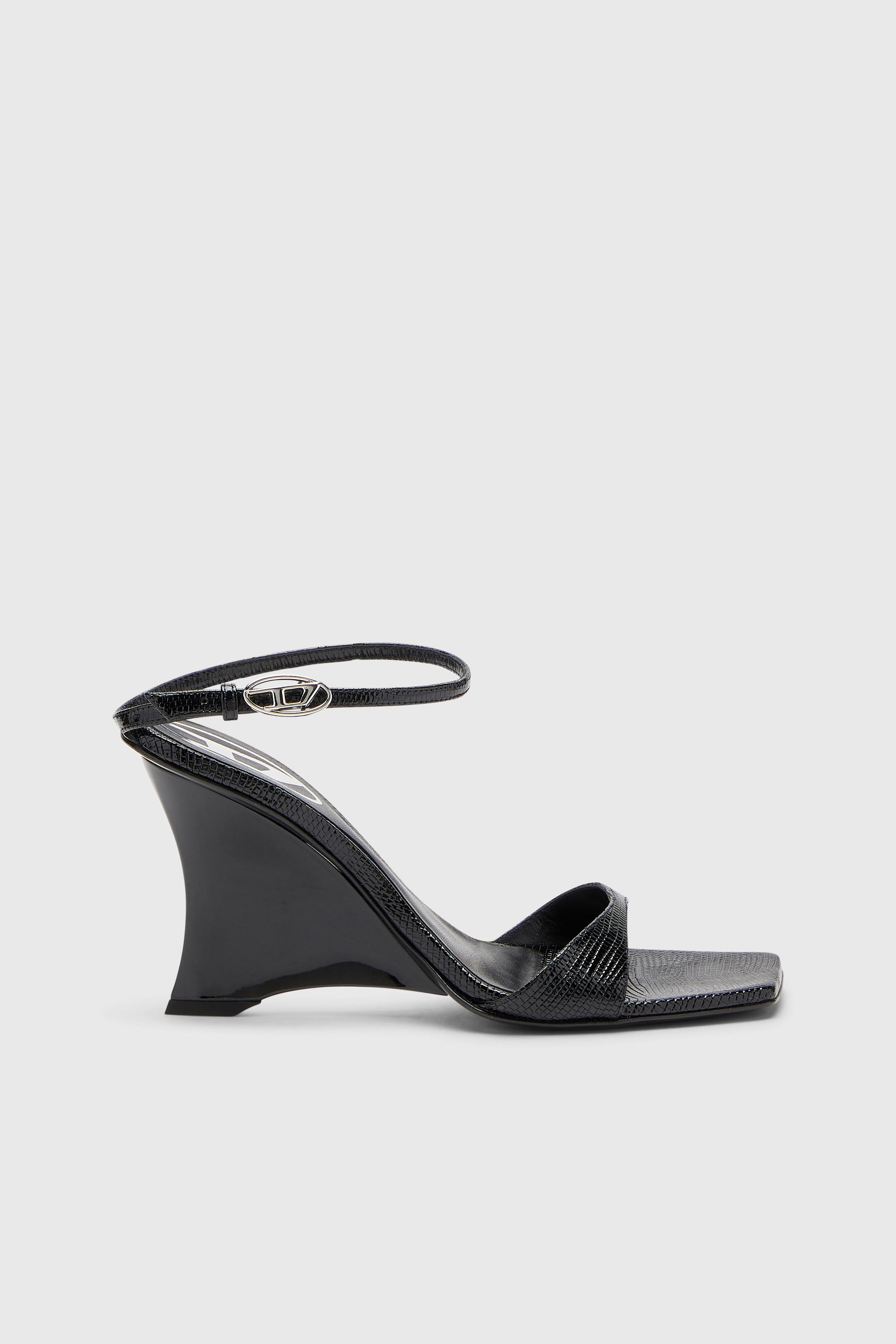 Diesel - D-AMBER SANDAL WEDGE, D-Amber-Sandali a zeppa in pelle effetto lucertola Donna in Nero - 1