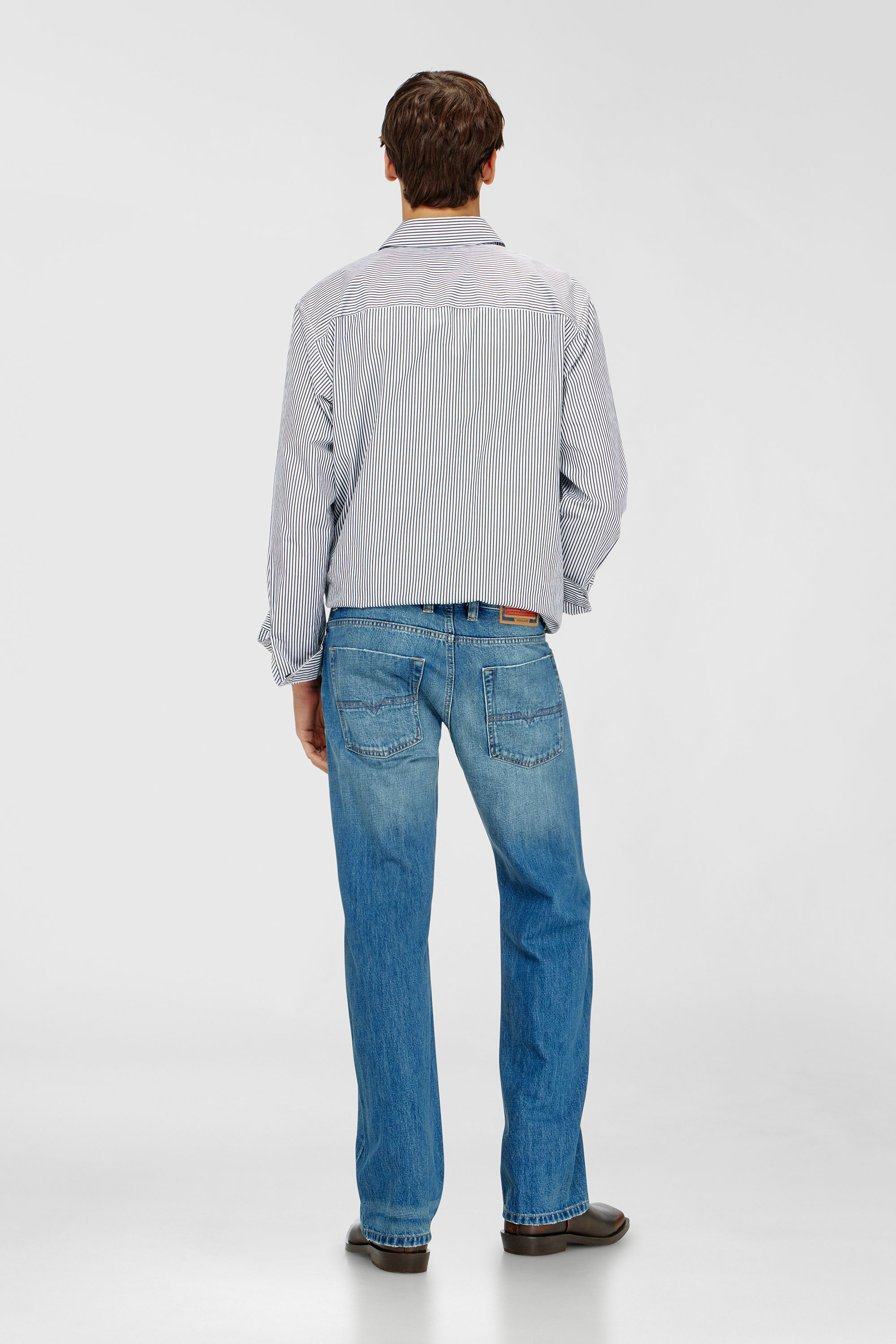 Diesel - Relaxed Jeans 1980 D-Eeper 0DLDC Uomo, Blu medio - Image 3