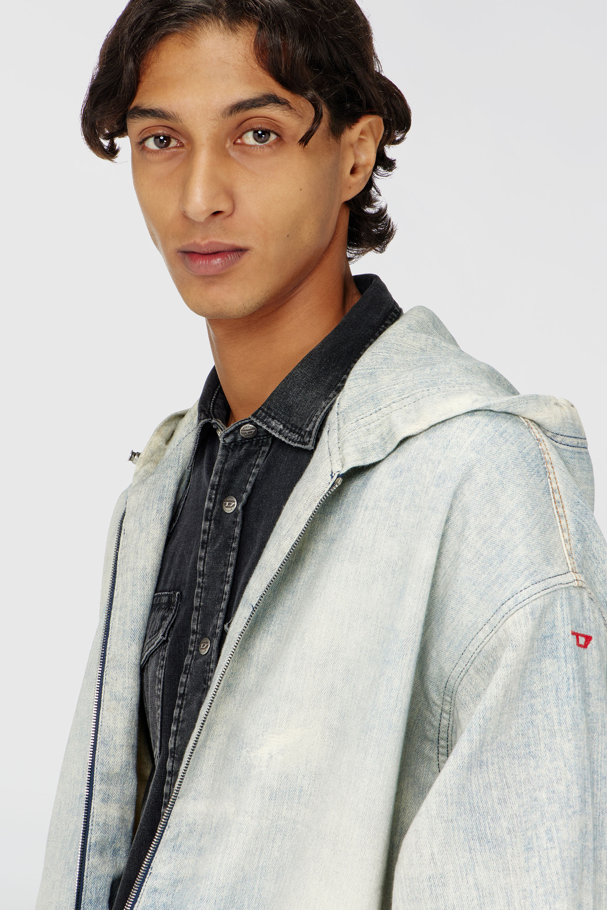 Diesel - D-WYNNY JOGG, Giacca JoggJeans con cappuccio effetto trompe l&rsquo;oeil Uomo in Blu - 5