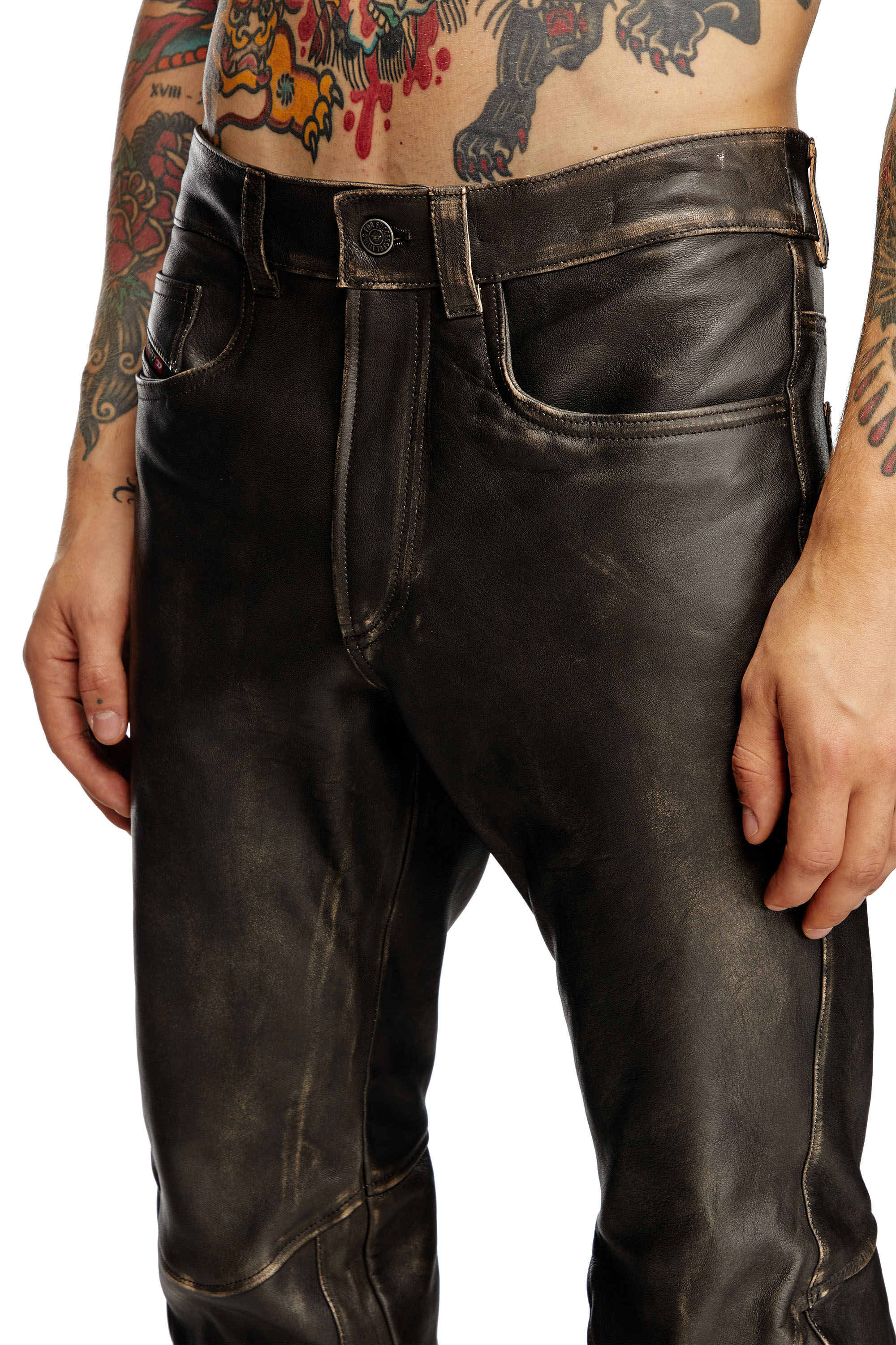 Diesel - P-NASH-LEAT, Pantaloni in pelle distressed Uomo in Nero - 4