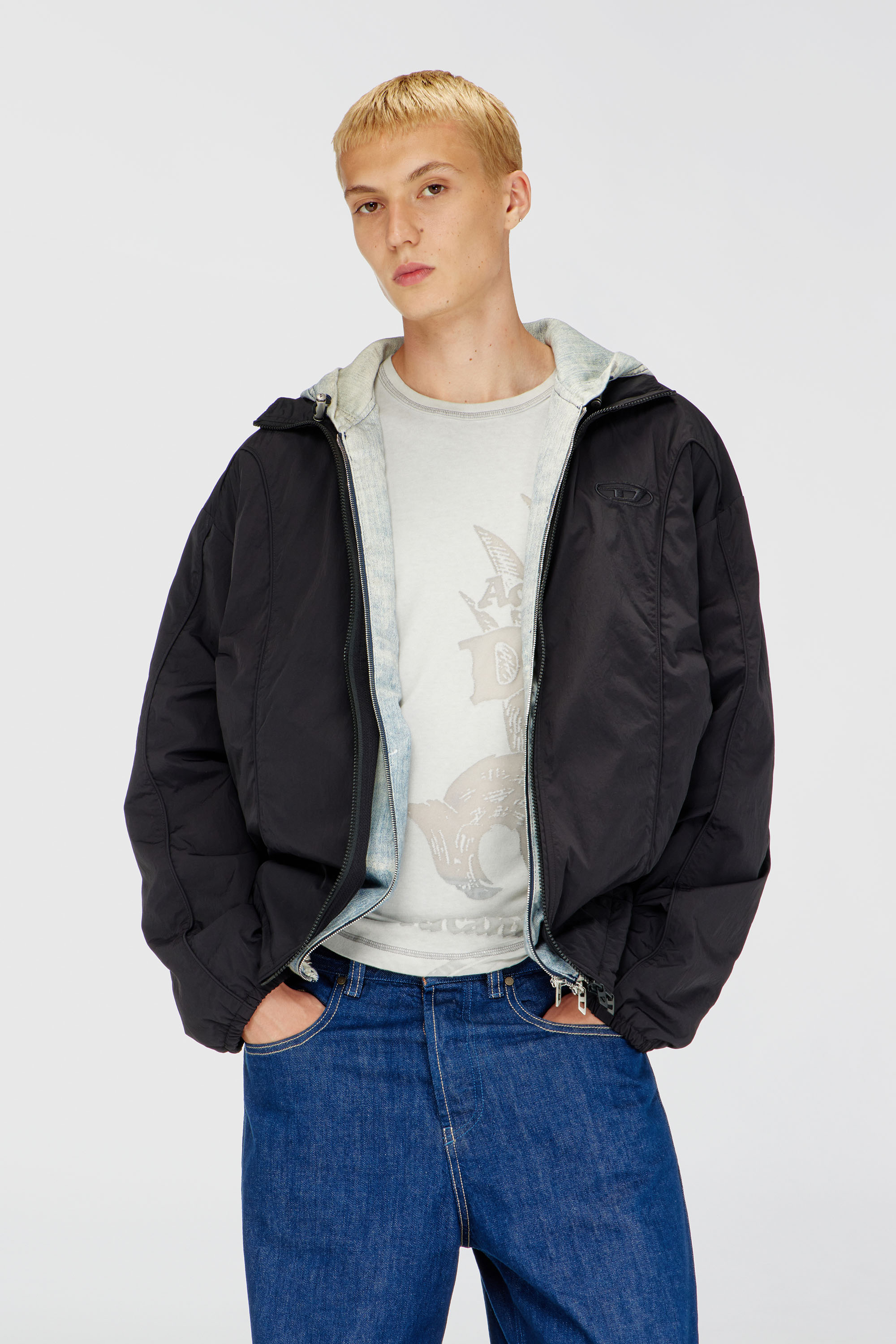 Diesel - J-FIVE-WRD-AKAD, Giacca in nylon crinkle con piping Uomo in Nero - 1