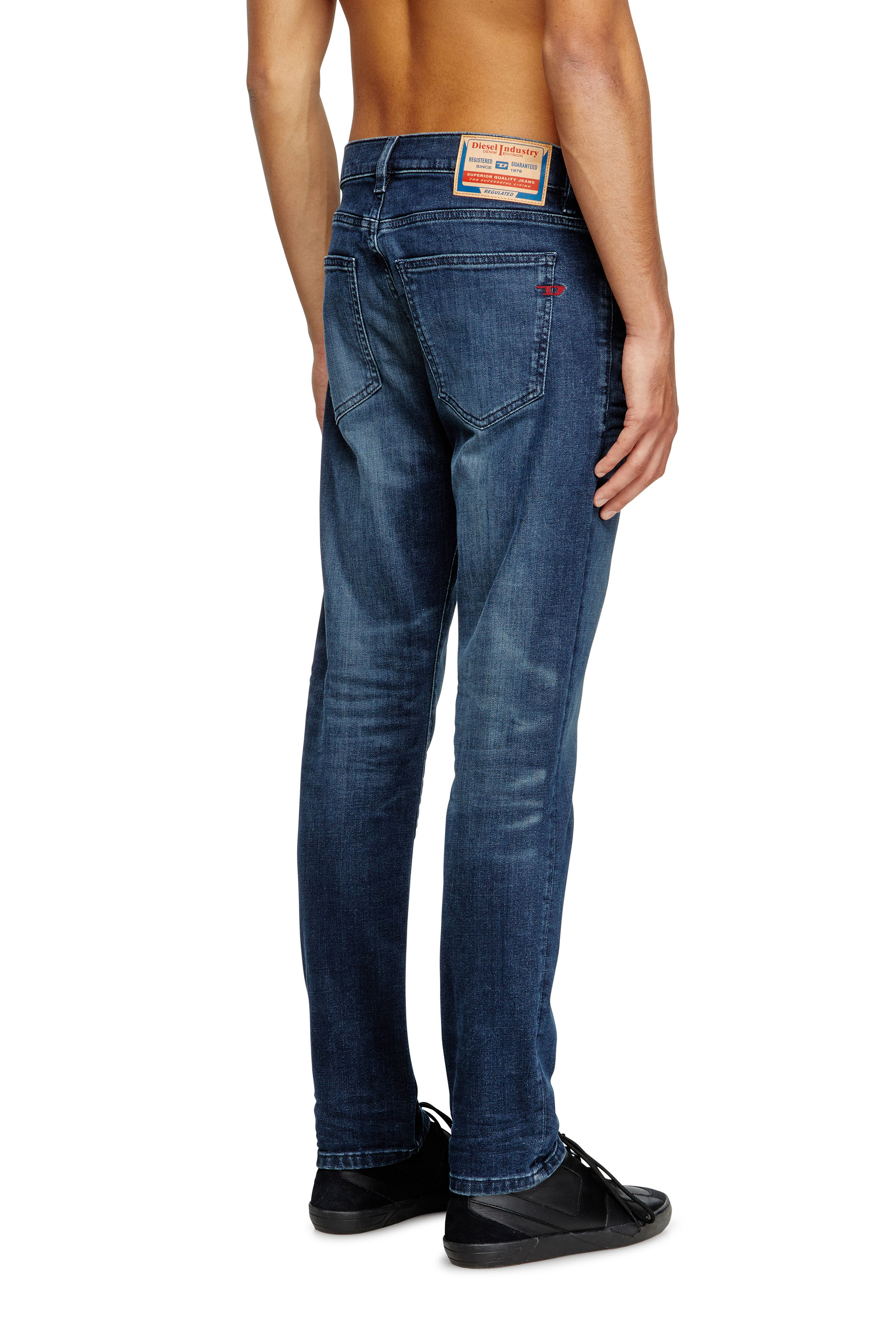 Diesel - Slim Jeans 2019 D-Strukt 0GRDJ Uomo, Blu Scuro - Image 4