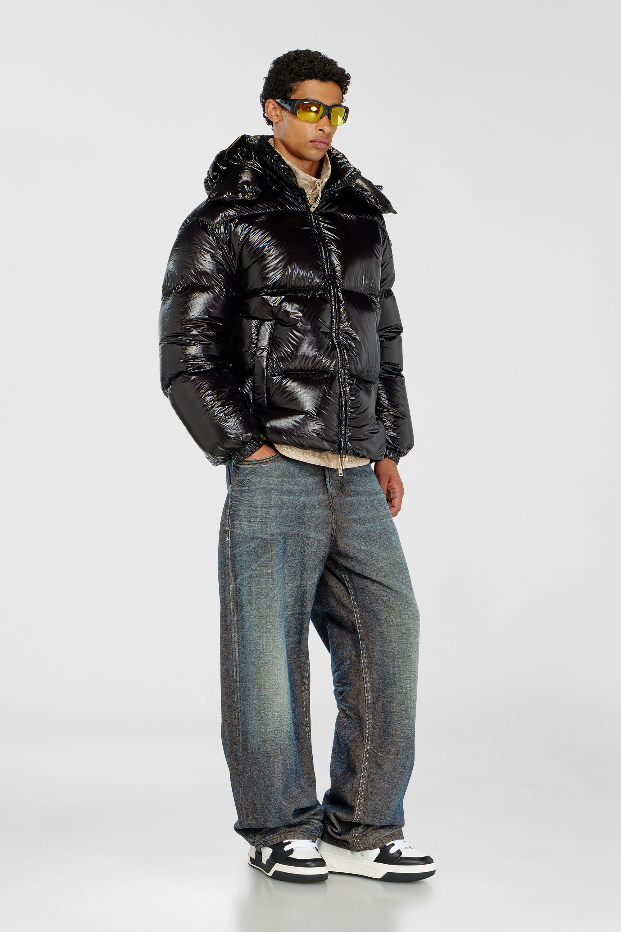 Diesel - W-ROLFYS-WRD-BKCP, Piumino con cappuccio staccabile Uomo in Nero - 2
