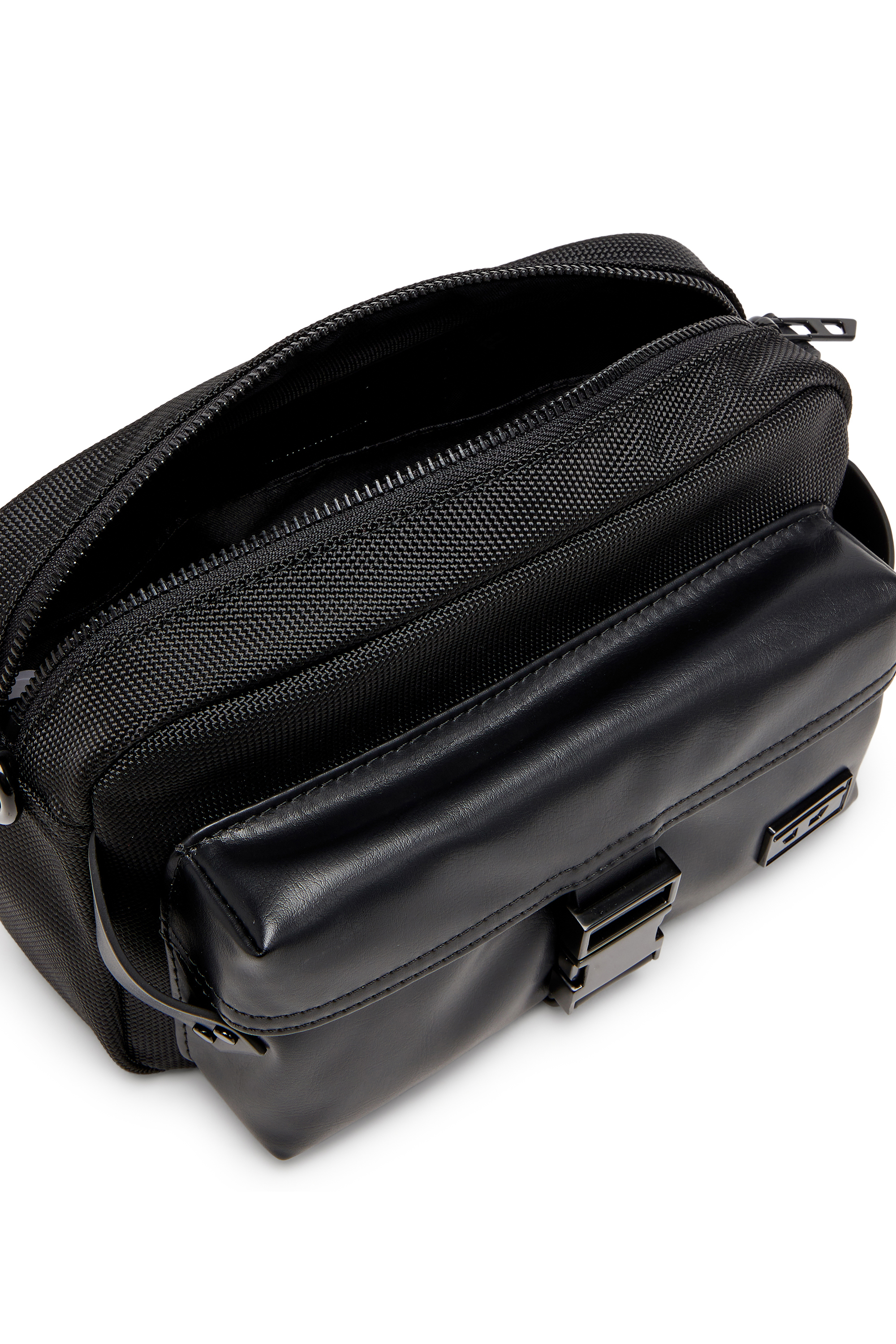 Diesel - MULTI-PKTS CAMERA BAG X, Multi-Pkts - Borsa a tracolla in nylon con tasca a patta Unisex in Nero - 3