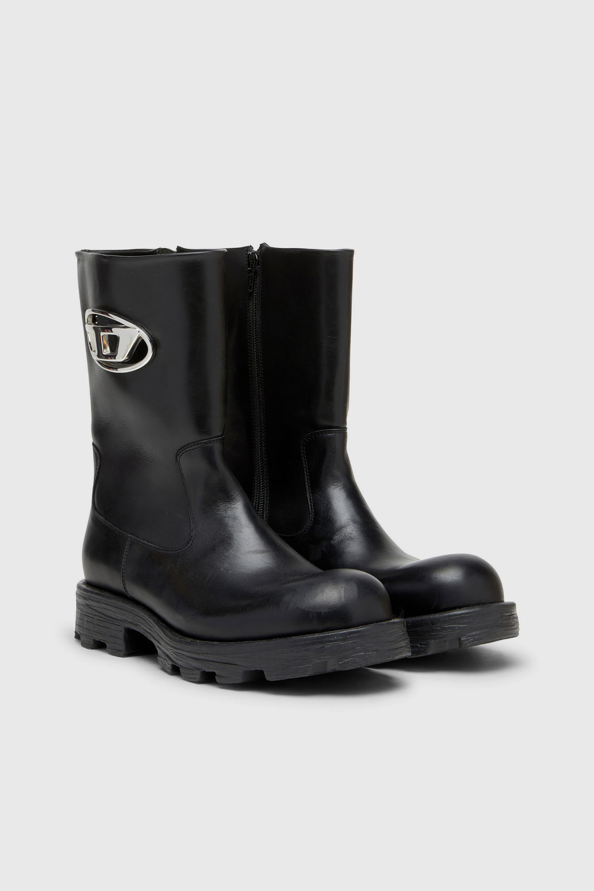 Diesel - D-HAMMER BKR D W, D-Hammer-Anfibi cut-out in pelle con logo in metallo Donna in Nero - 2