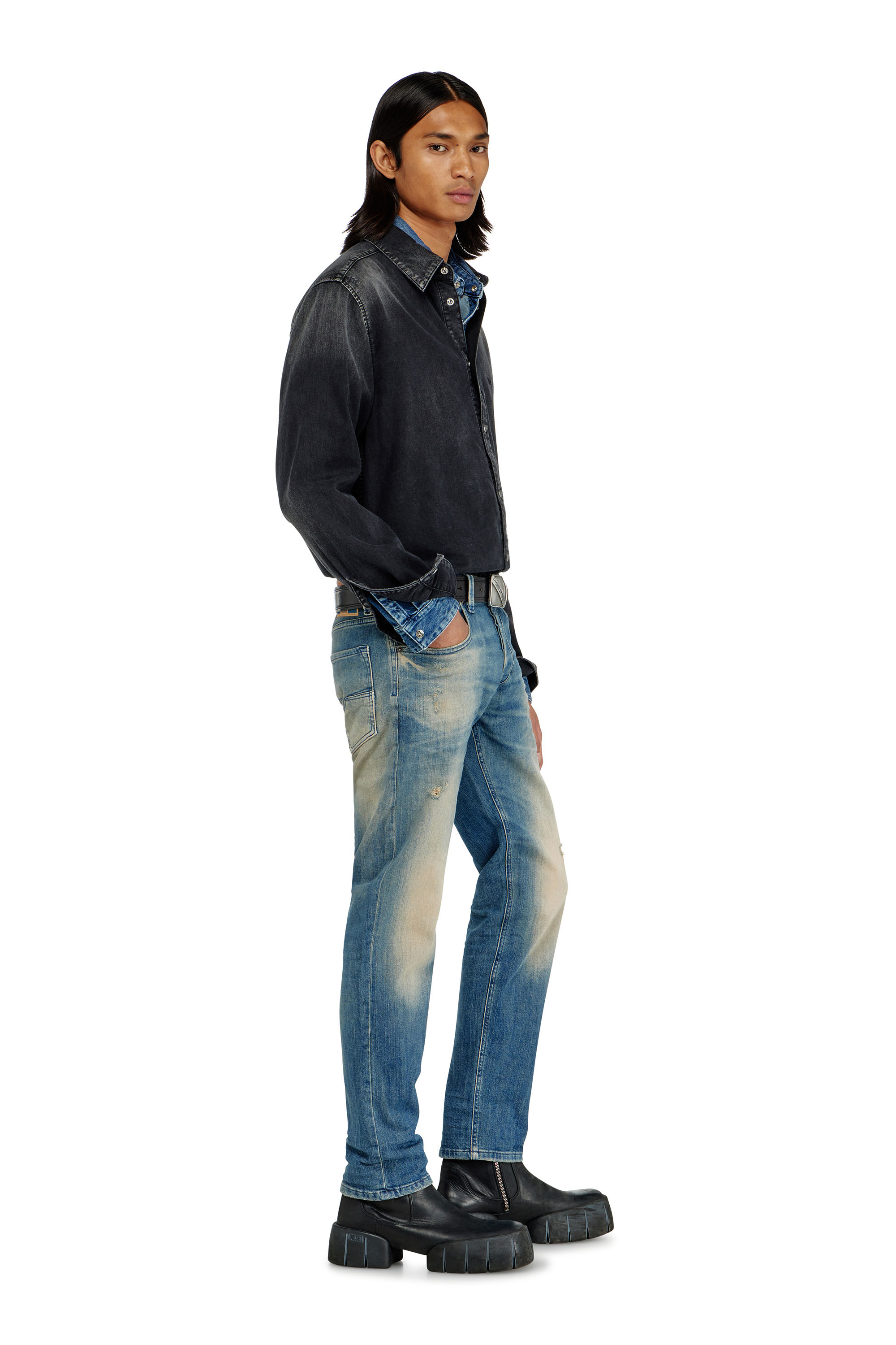 Diesel - Regular 2030 D-Krooley Joggjeans&reg; 068XU Uomo, Blu Scuro - Image 1