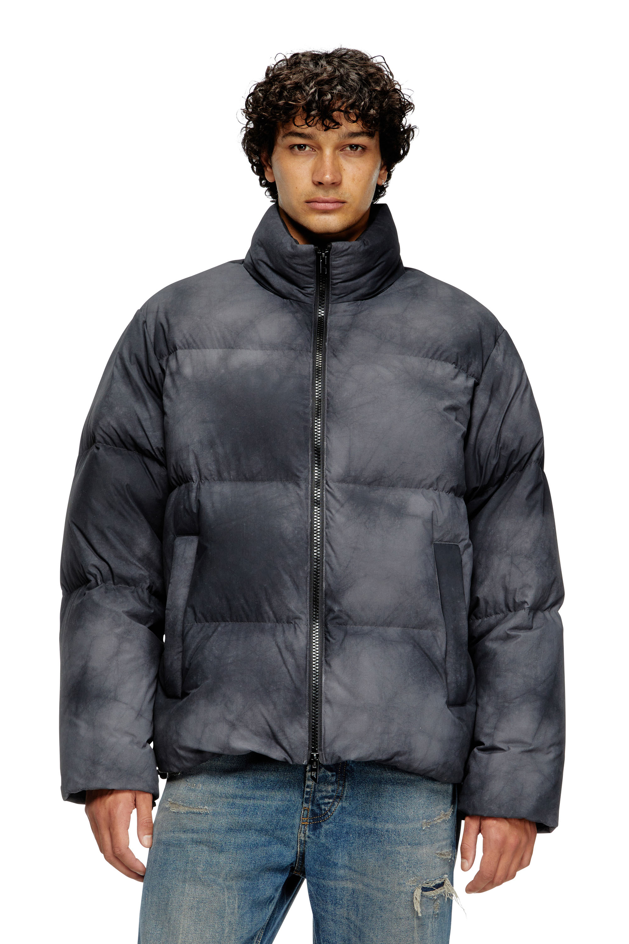 Diesel - W-RAVEEL, Piumino con cappuccio in nylon sfumato Uomo in Nero - 3