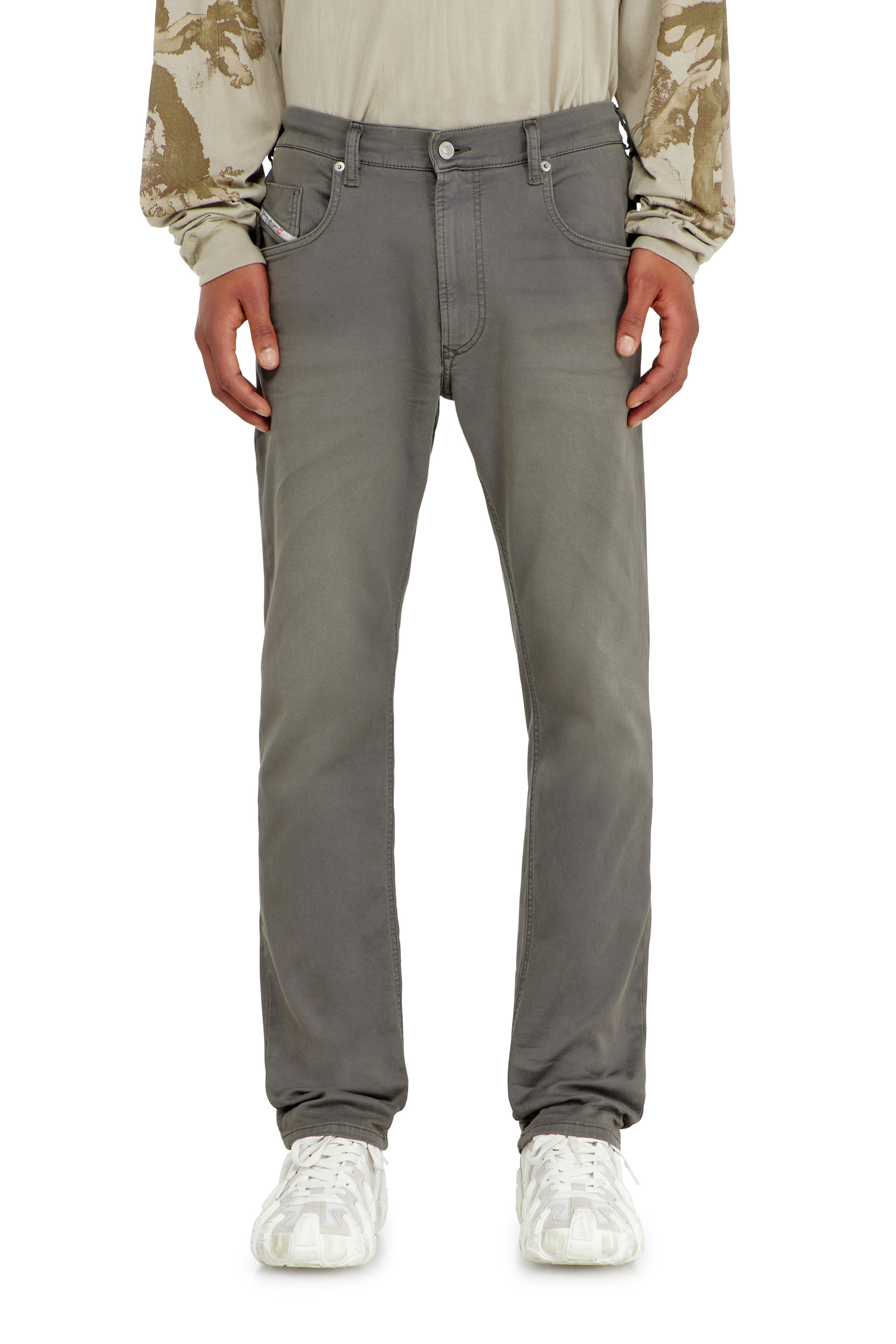Diesel - Regular 2032 D-Krooley-BW Joggjeans&reg; 0670M Uomo, Grigio - Image 3