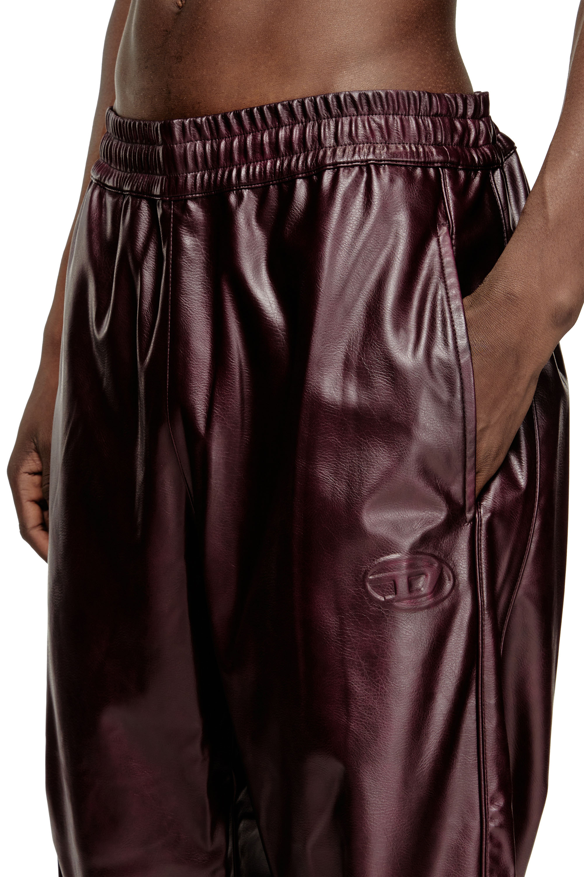 Diesel - FR-P-ARTEN, Pantaloni con logo burgundy Uomo in Rosso - 5