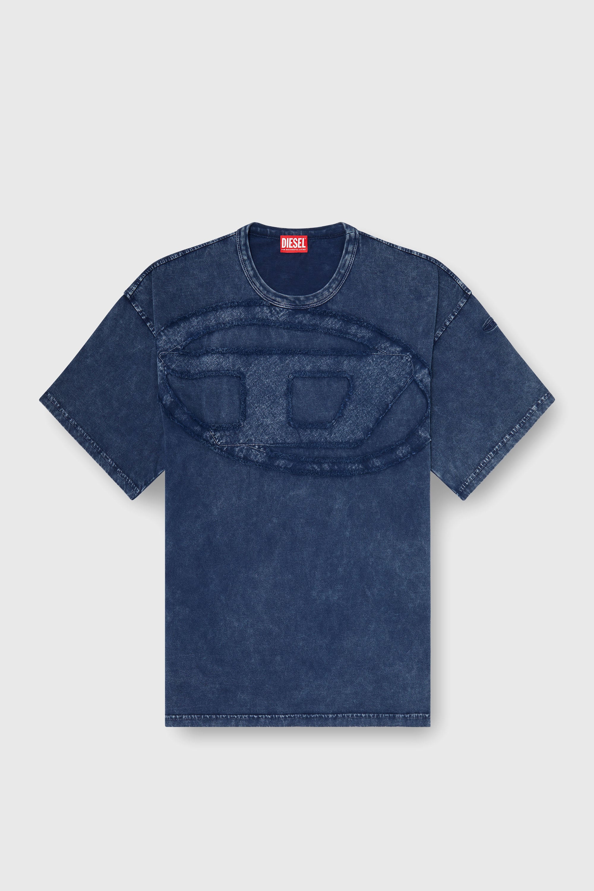 Diesel - T-BOXT-DEN, T-shirt in cotone dal taglio rilassato con applicazione Oval D Uomo in Blu - 2