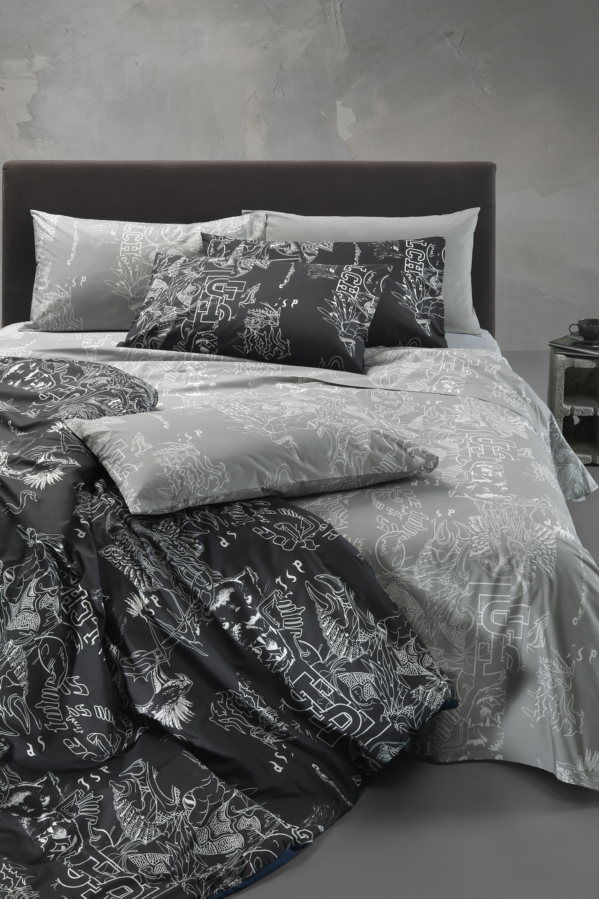 Diesel - 2004026 CLET COLLEGE    250X290 PR002, Set Letto Matrimoniale COLLEGE Unisex in Nero - 3