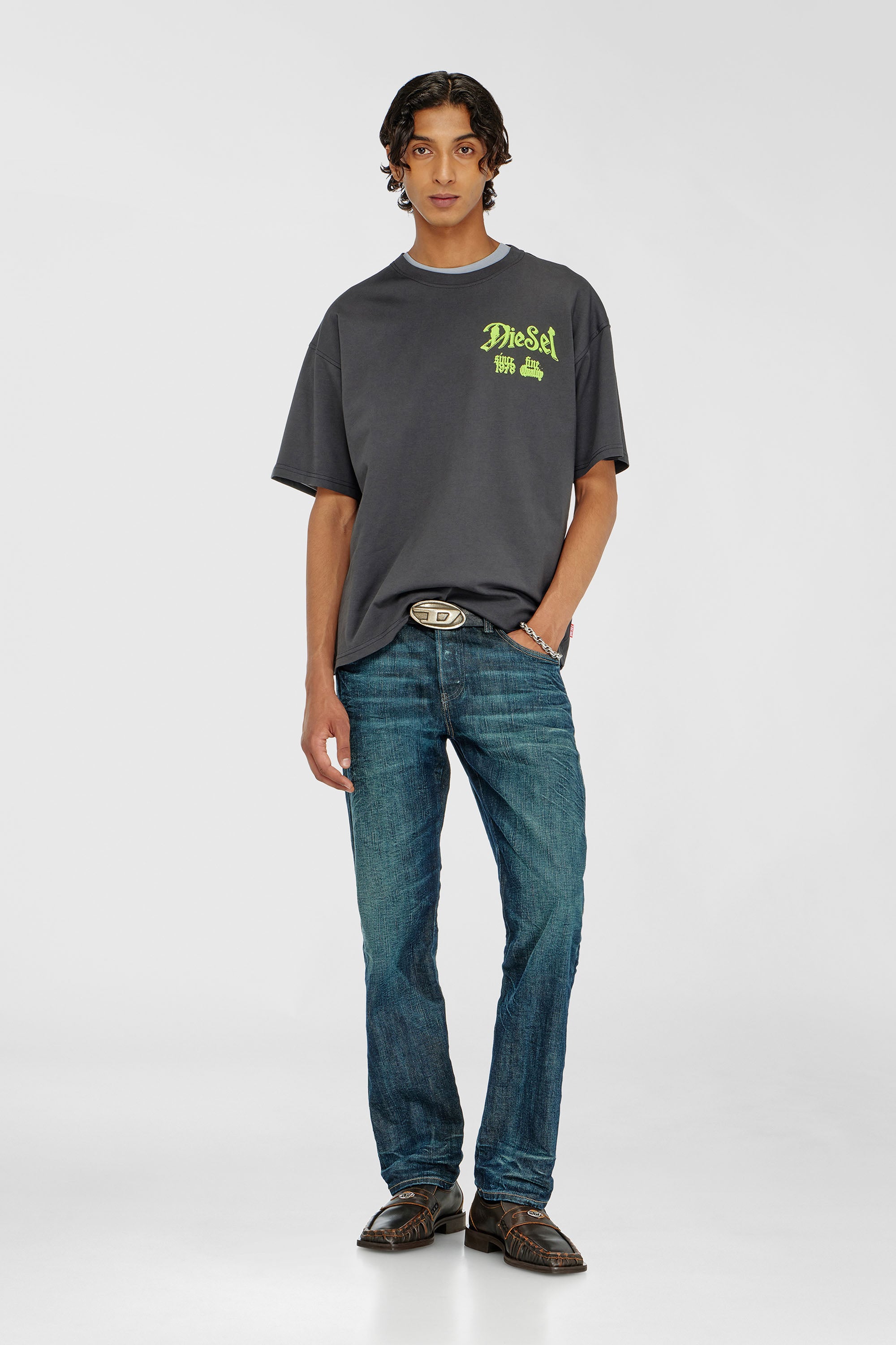 Diesel - T-BOXT-AA2, T-shirt in cotone con grafica in flock Uomo in Grigio - 2