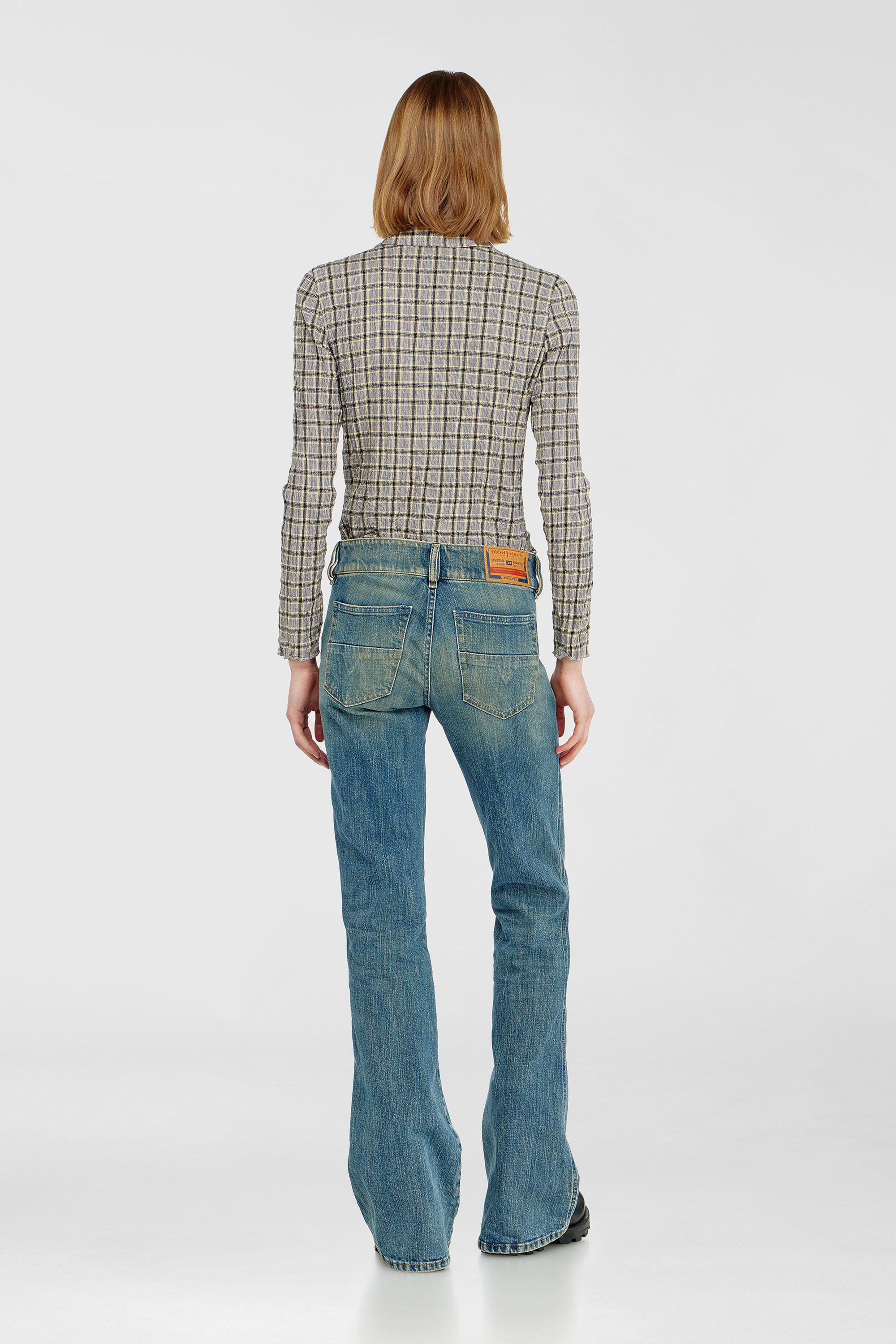 Diesel - Bootcut Jeans D-Hush 007EJ Donna, Blu medio - Image 3