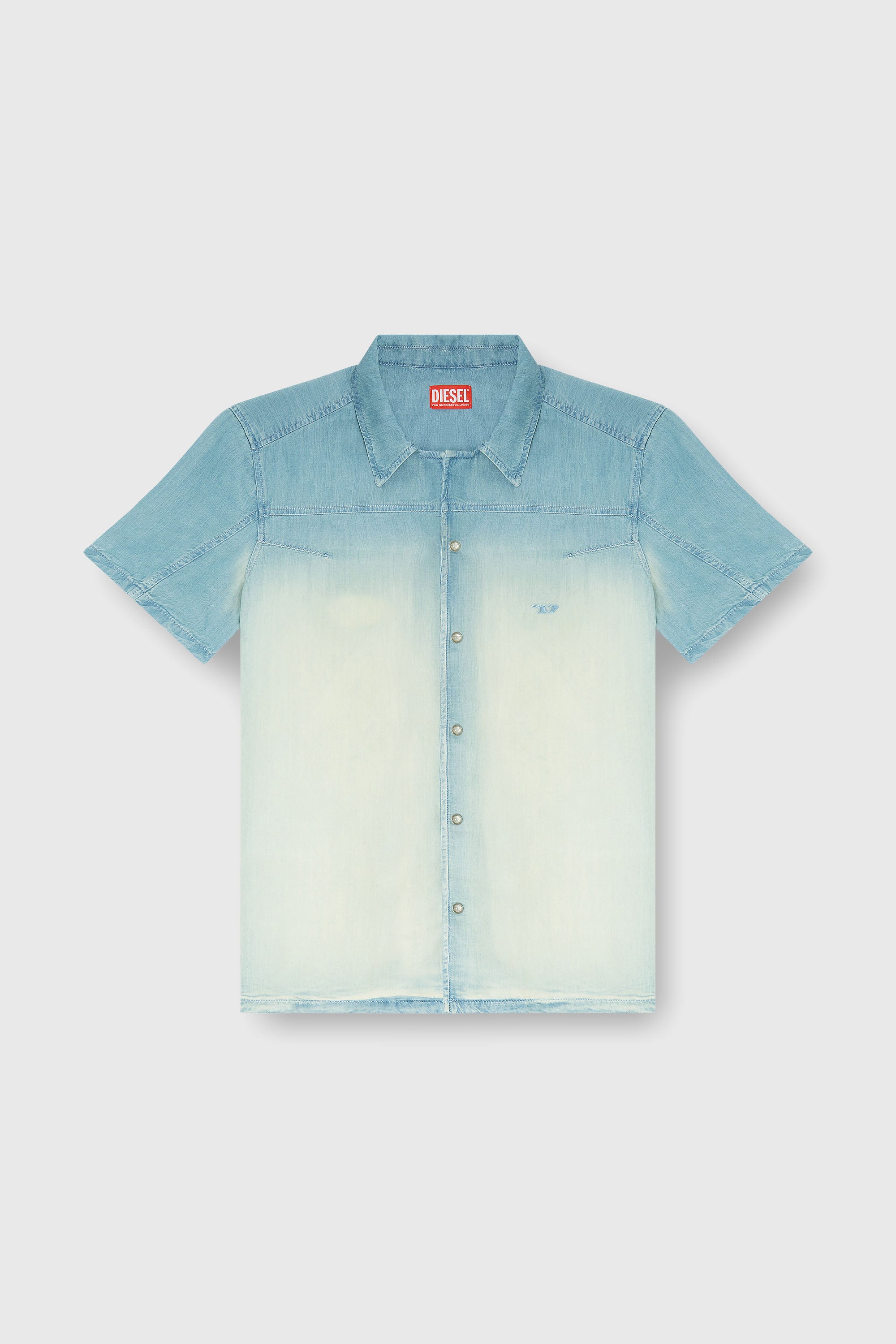 Diesel - D-CLARIVO-S, Camicia a maniche corte in denim fluido sovratinto Uomo in Blu - 2