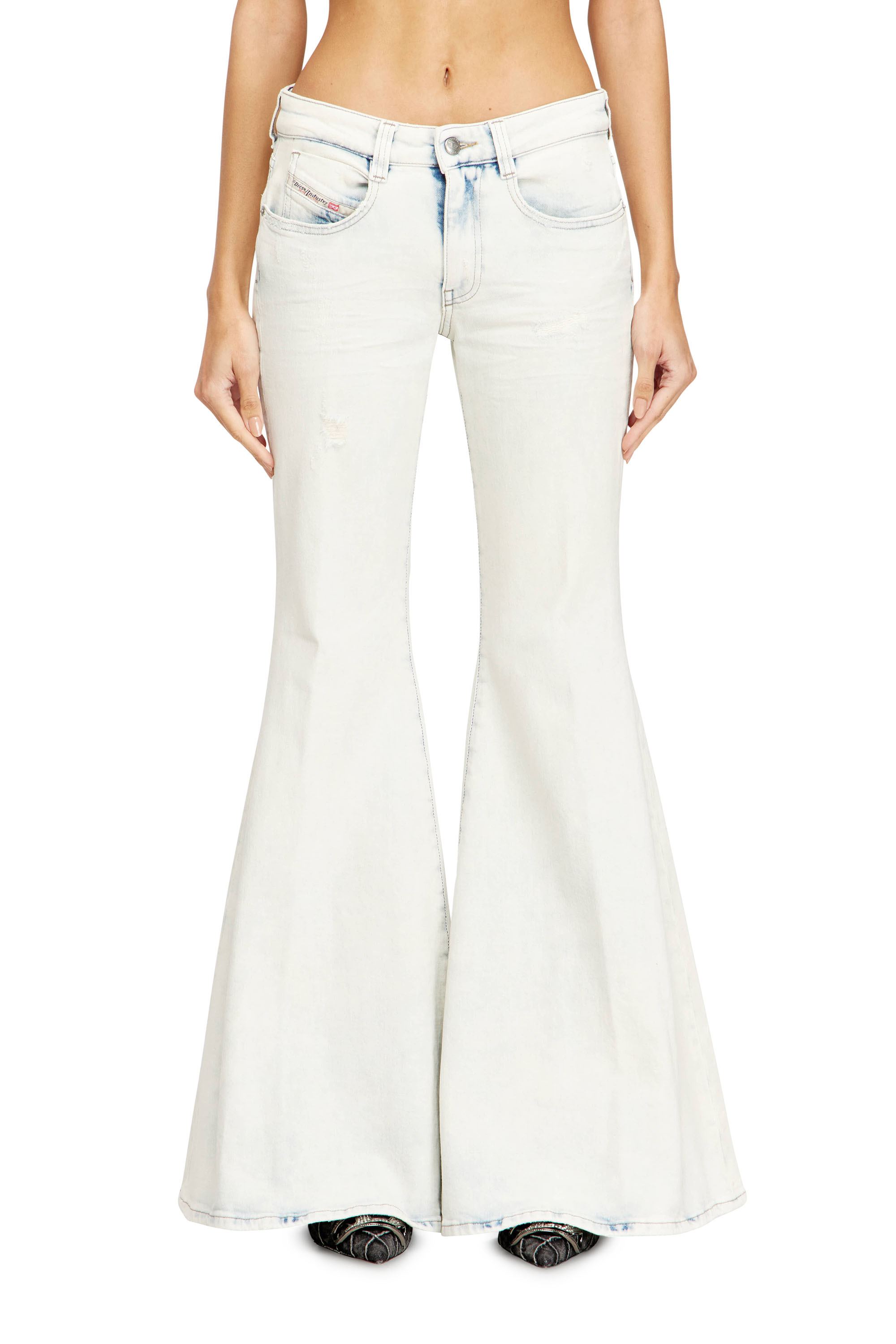 Diesel - Flare Jeans 1970 D-Bleess 0ADBS Donna, Bianco - Image 1