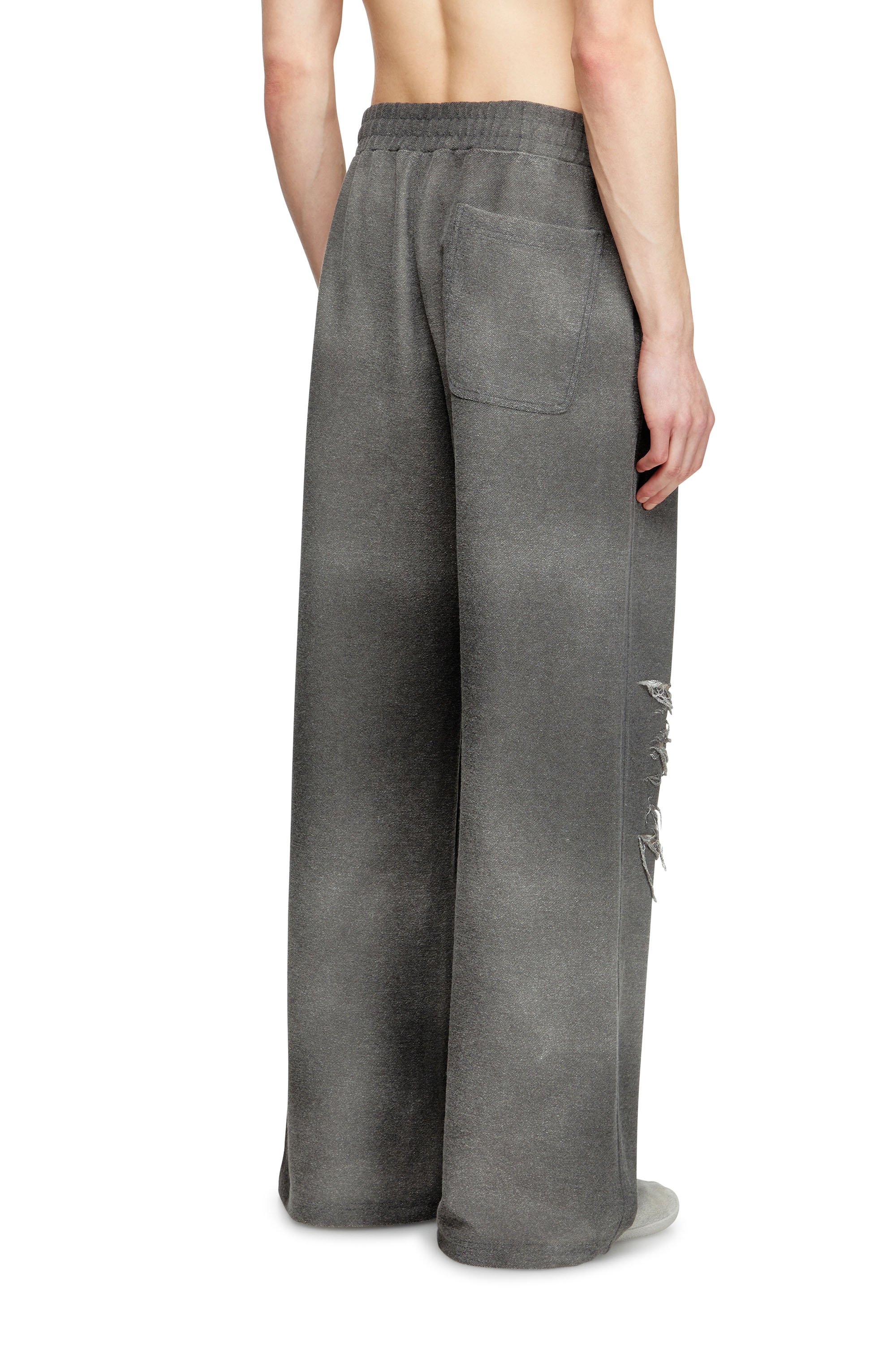 Diesel - P-PERCY, Pantaloni tuta con davanti destroyed Uomo in Grigio - 4